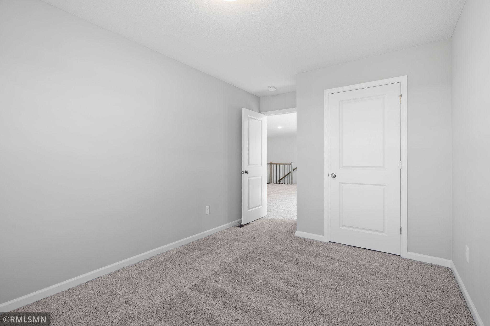 2617 Ivan Avenue Ne Property Photo 16