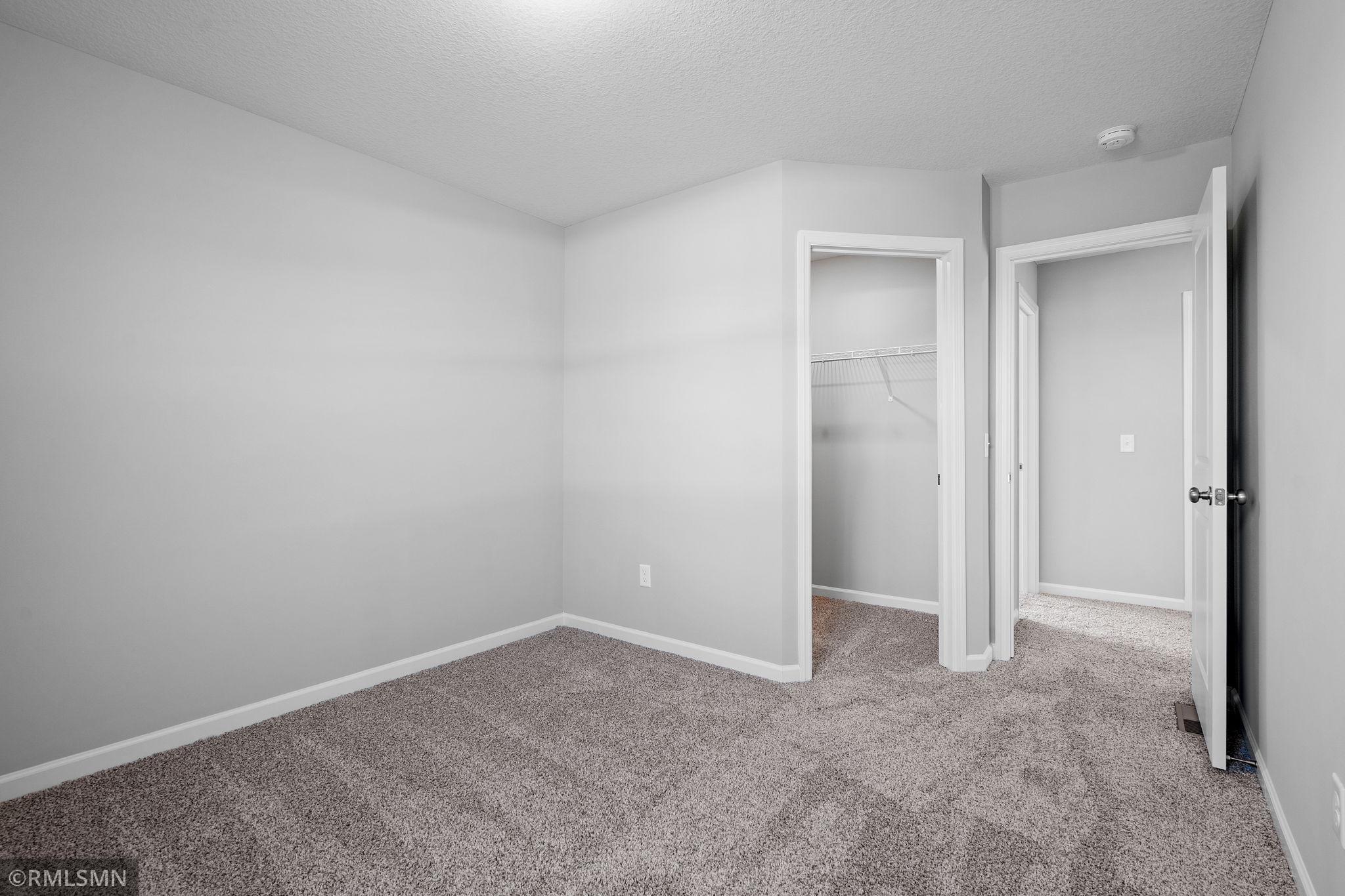 2617 Ivan Avenue Ne Property Photo 22