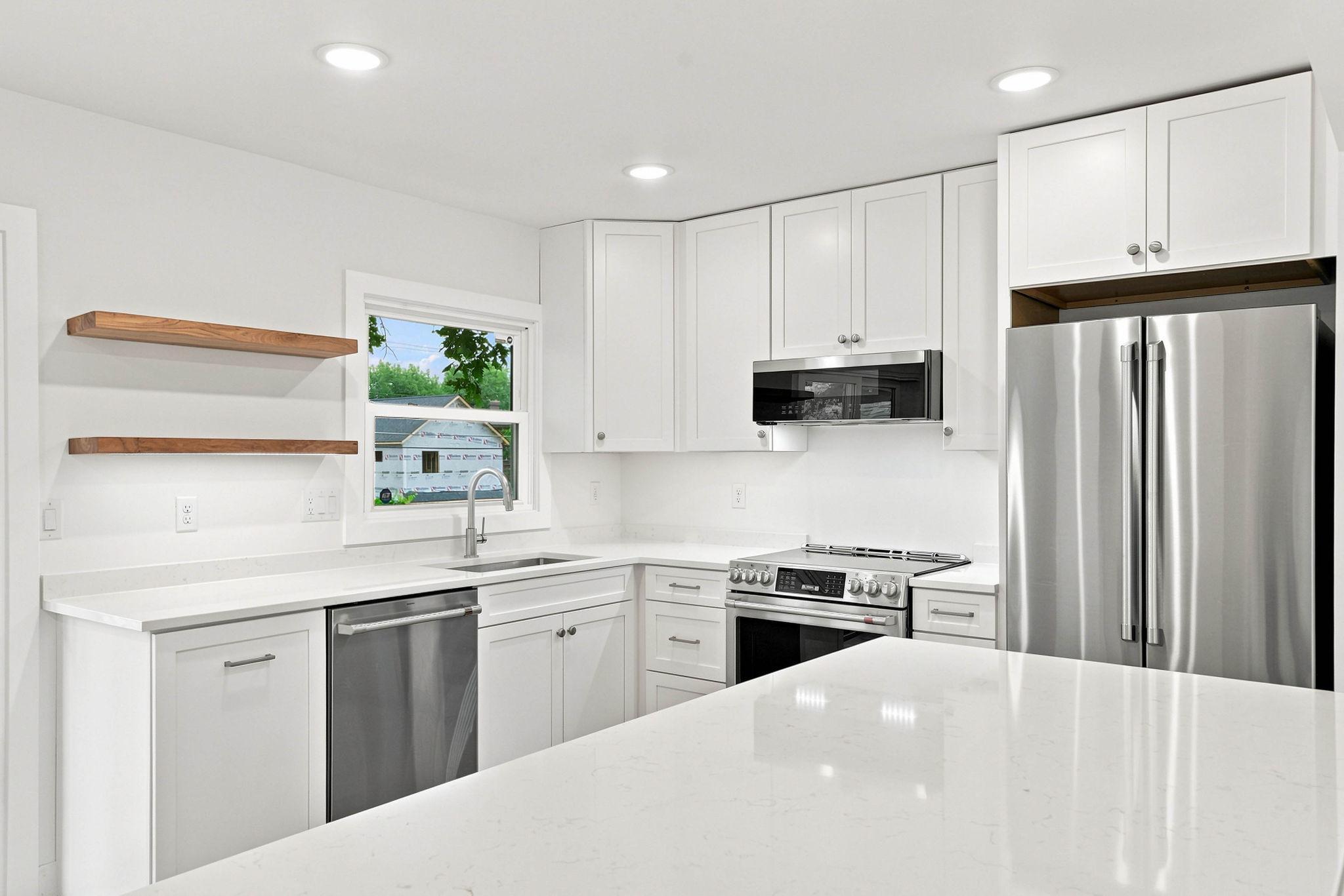 1161 Goodrich Avenue Property Photo 14