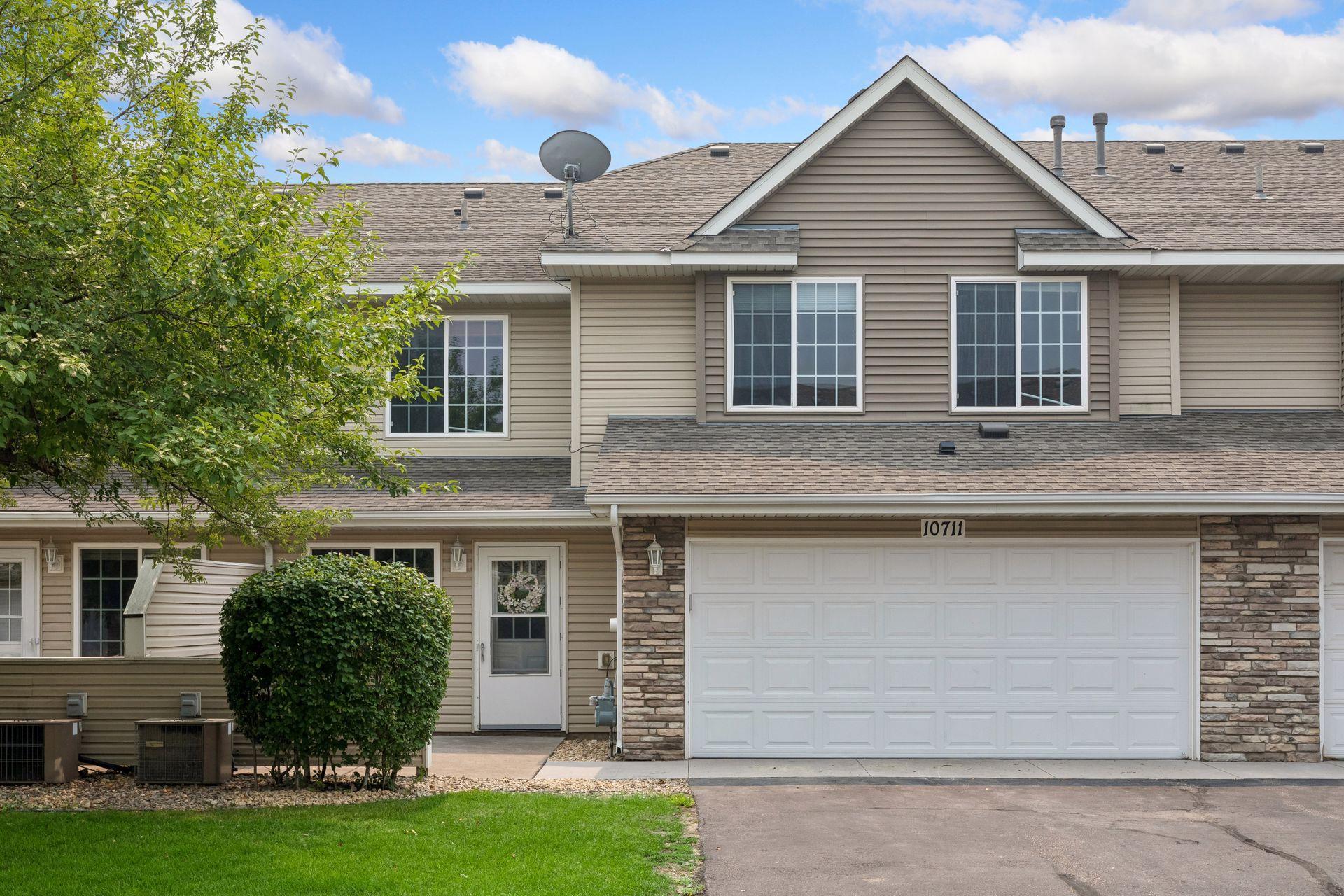 10711 Unity Lane N Property Photo 1