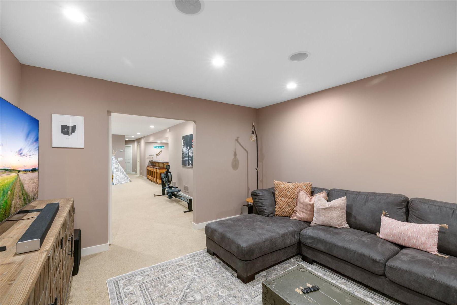 16010 45th Avenue N Property Photo 35