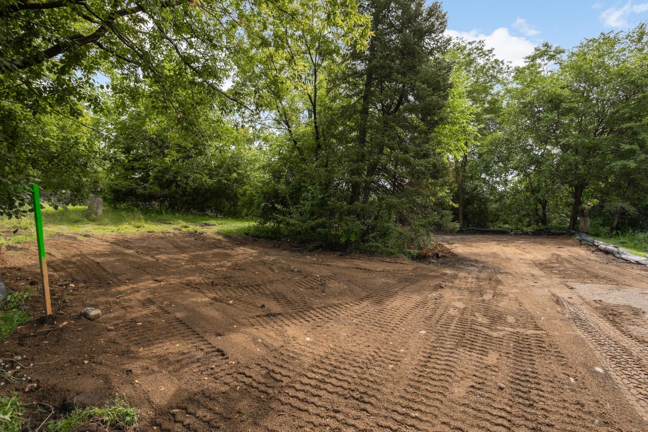 14019 Excelsior Boulevard Property Photo 9