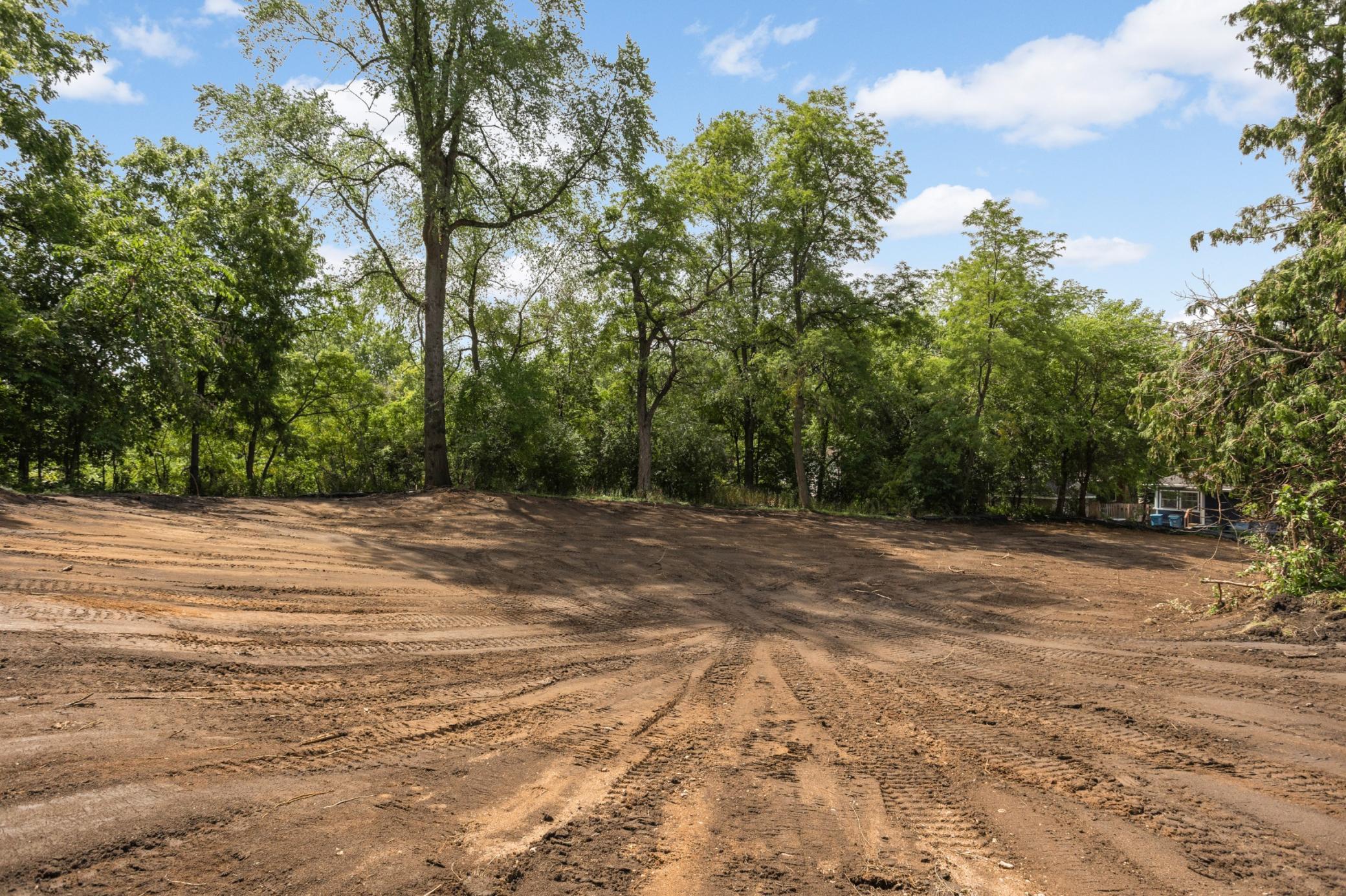 14019 Excelsior Boulevard Property Photo 13