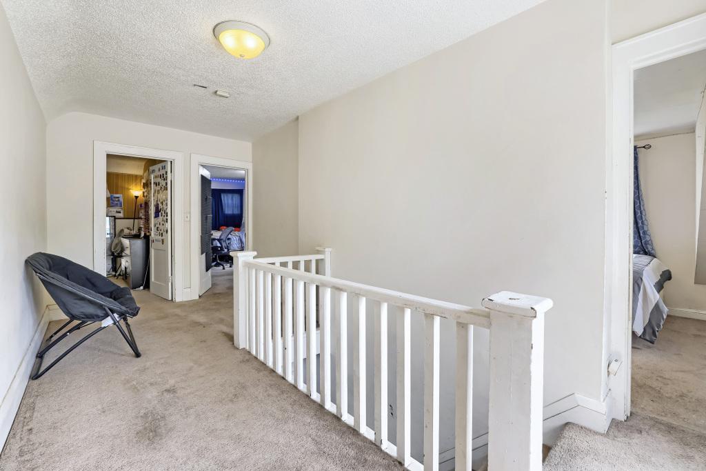 2901 Morgan Avenue N Property Photo 4