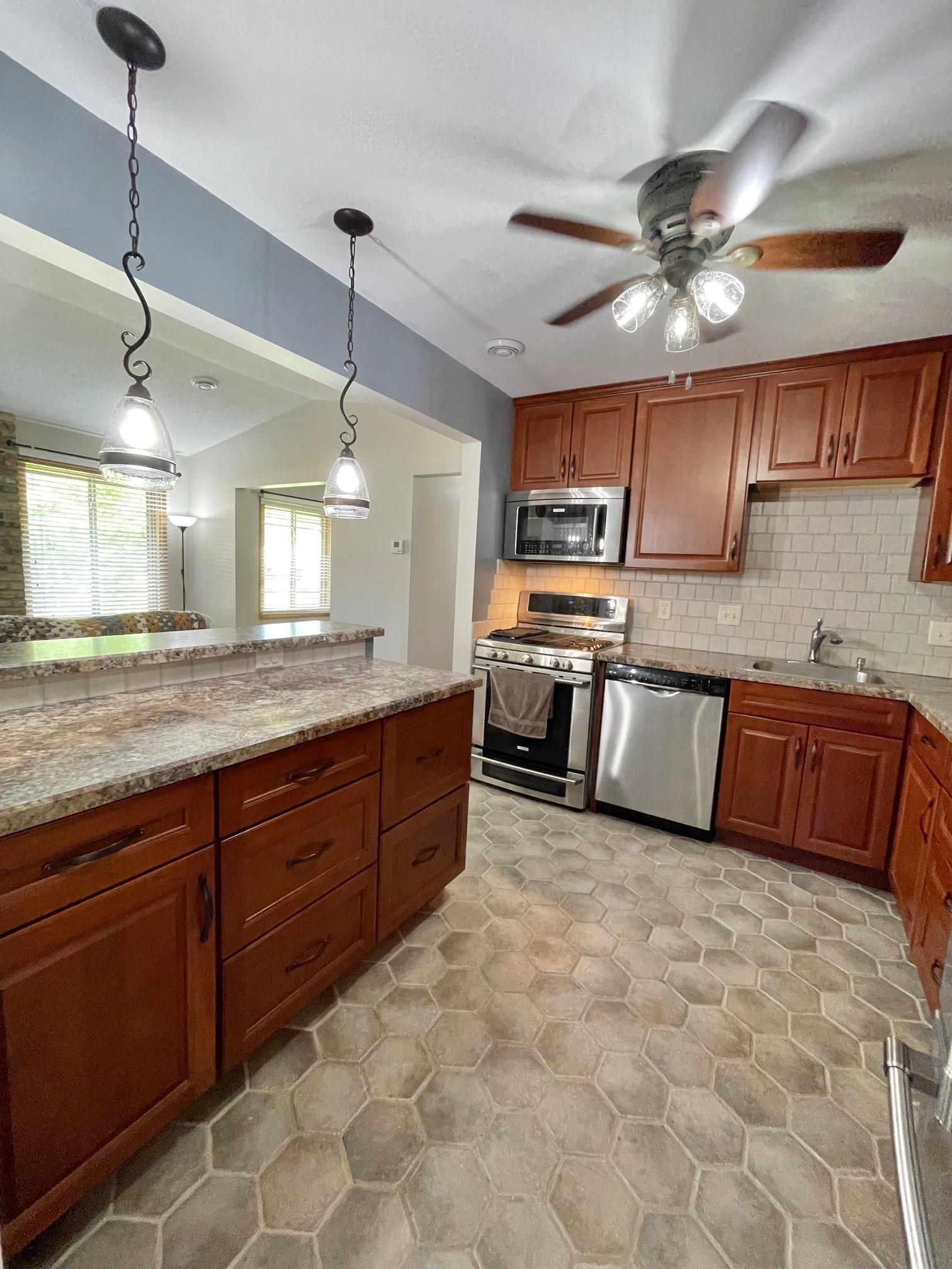 9809 Cimarron Trail Property Photo 1