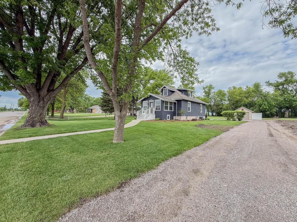 1316 W Fairview Avenue Property Photo 40