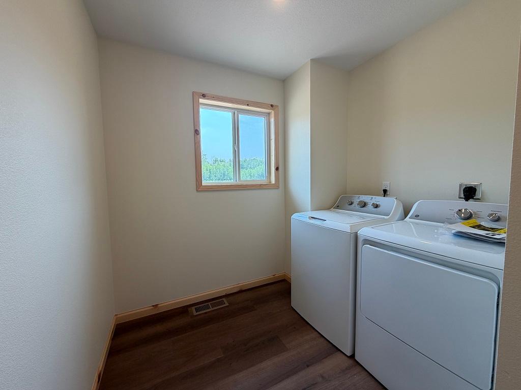 22859 285th Avenue Property Photo 14