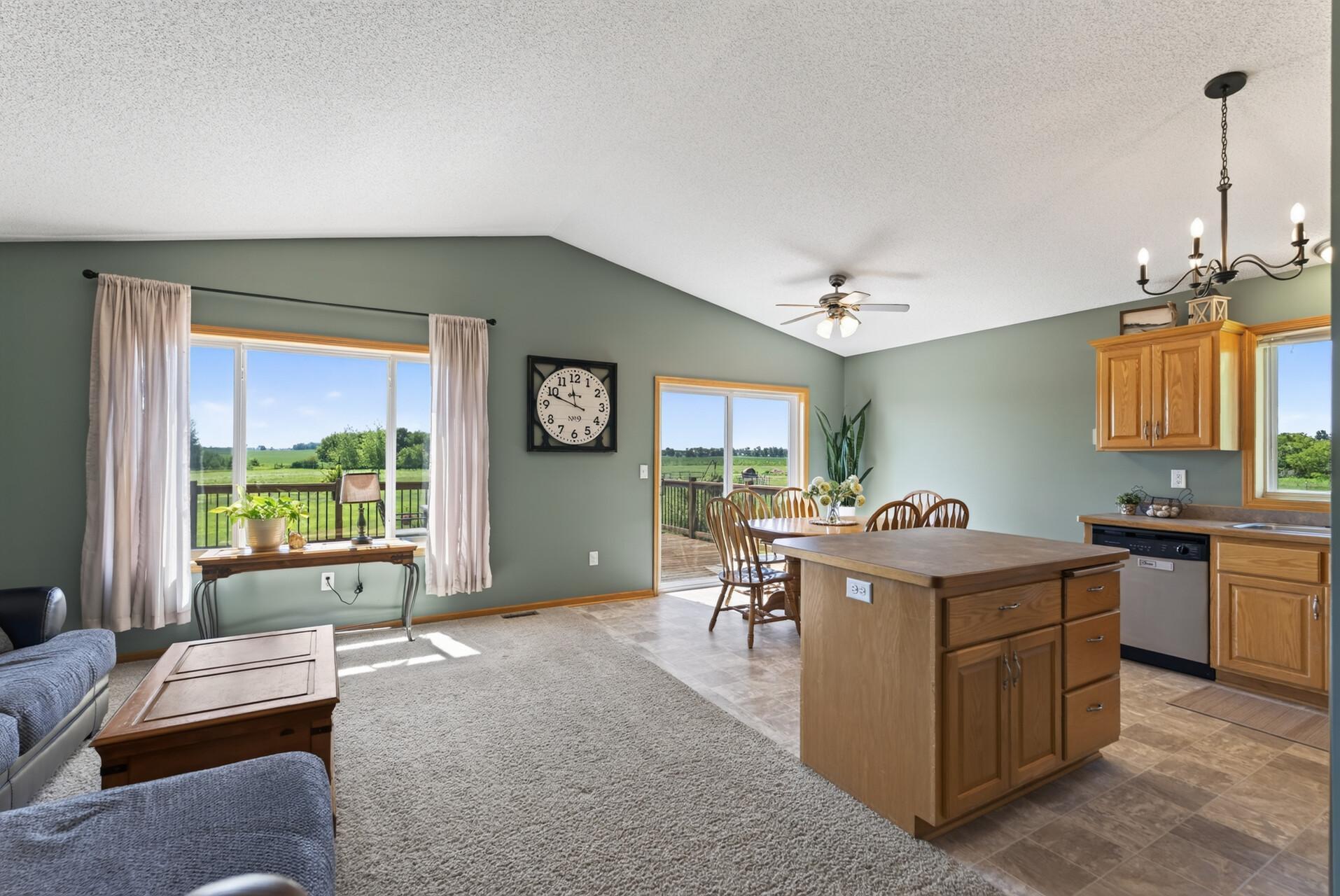 13487 Saint Croix Trail Property Photo 4