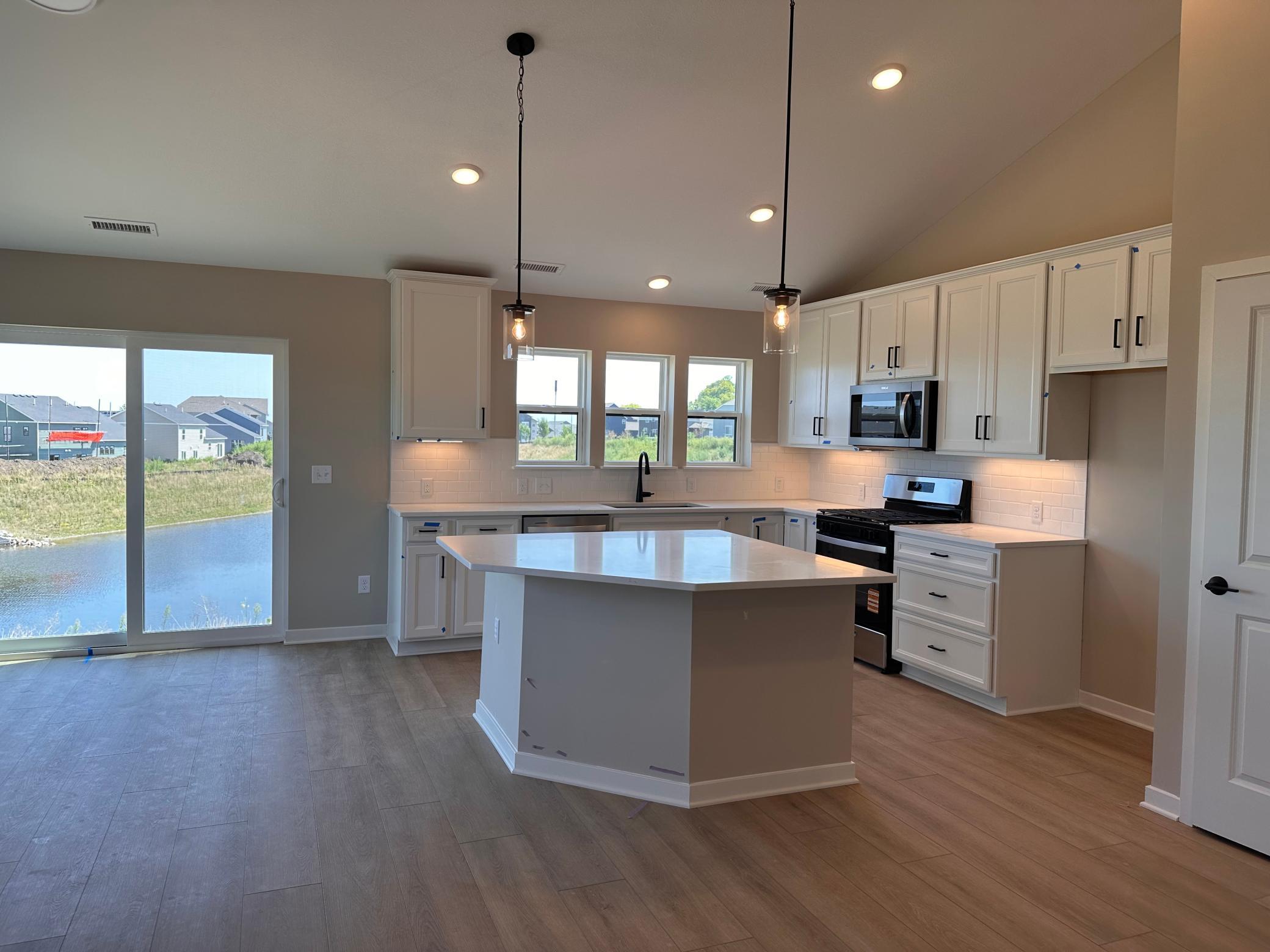 1649 Lund Way Property Photo 1