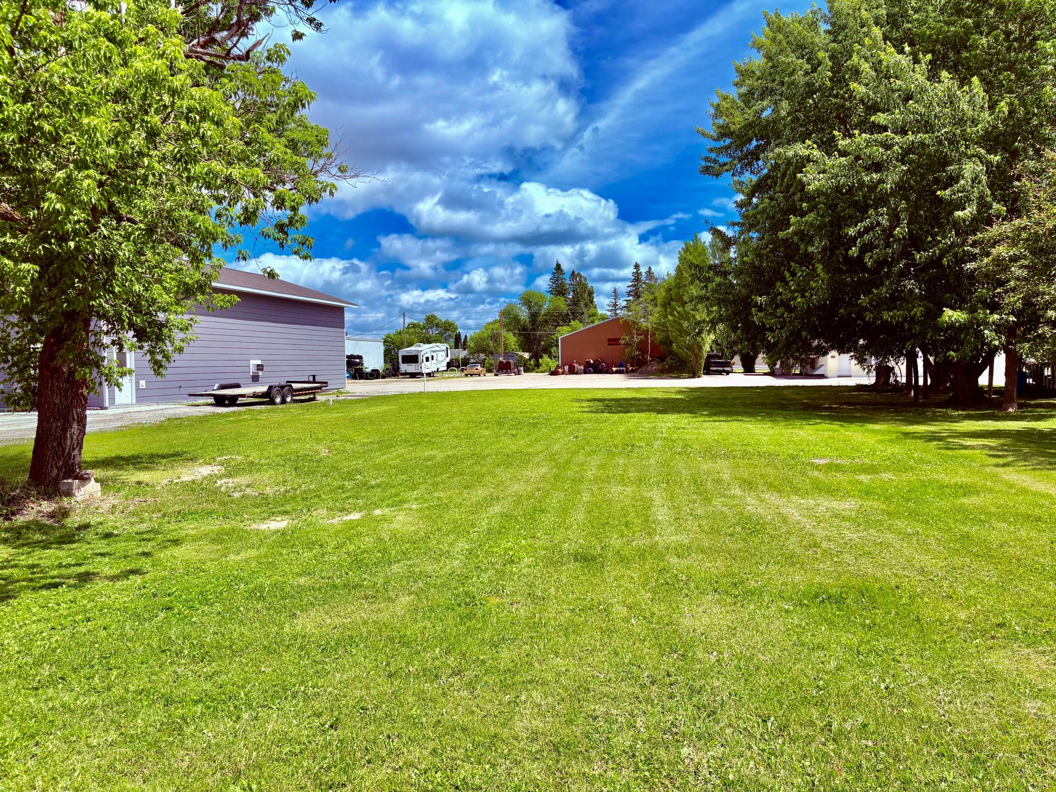 111 & 113 3rd Avenue Se Property Photo 5