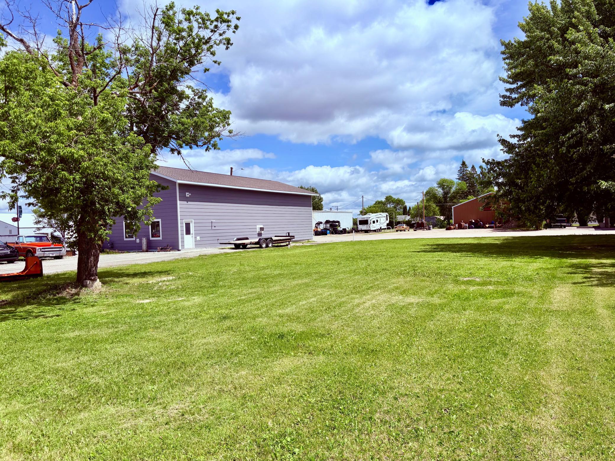 111 & 113 3rd Avenue Se Property Photo 6
