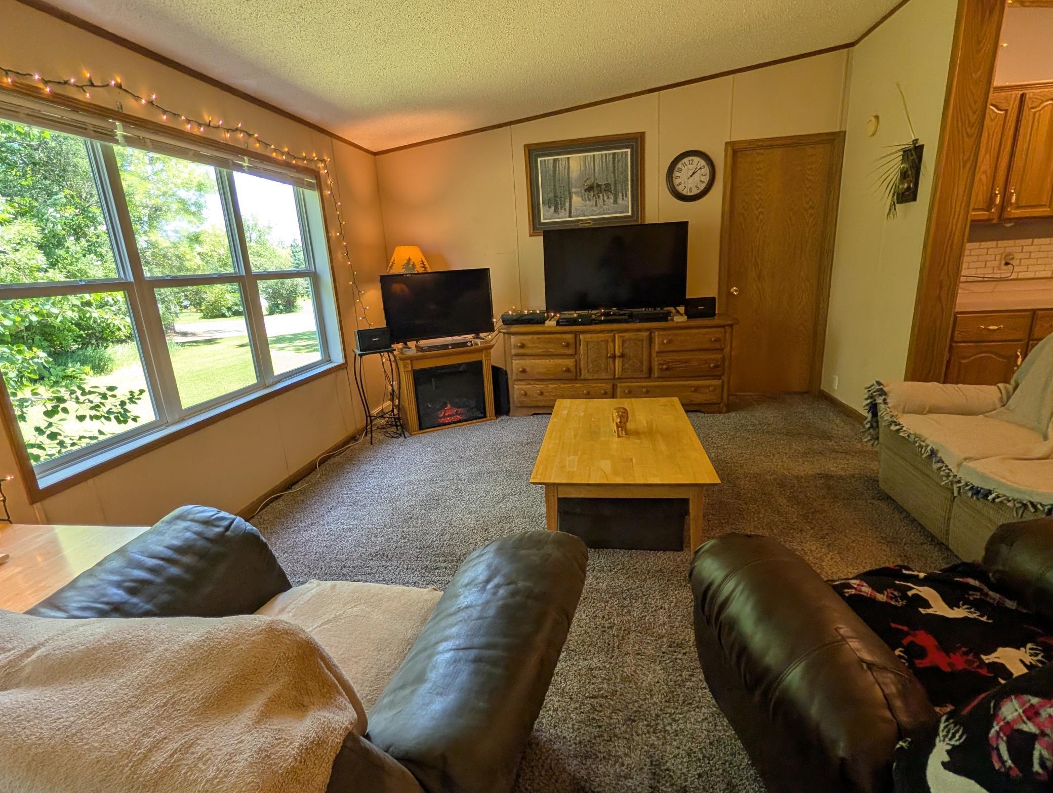 3945 Maple Street Property Photo 10