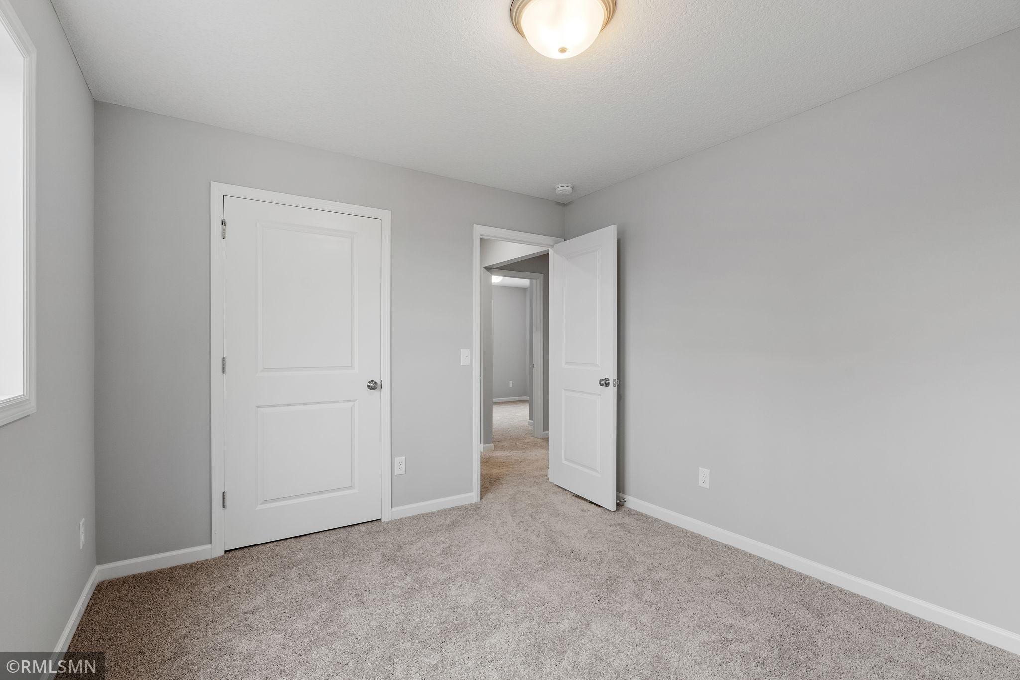 2621 Ivan Avenue Ne Property Photo 22