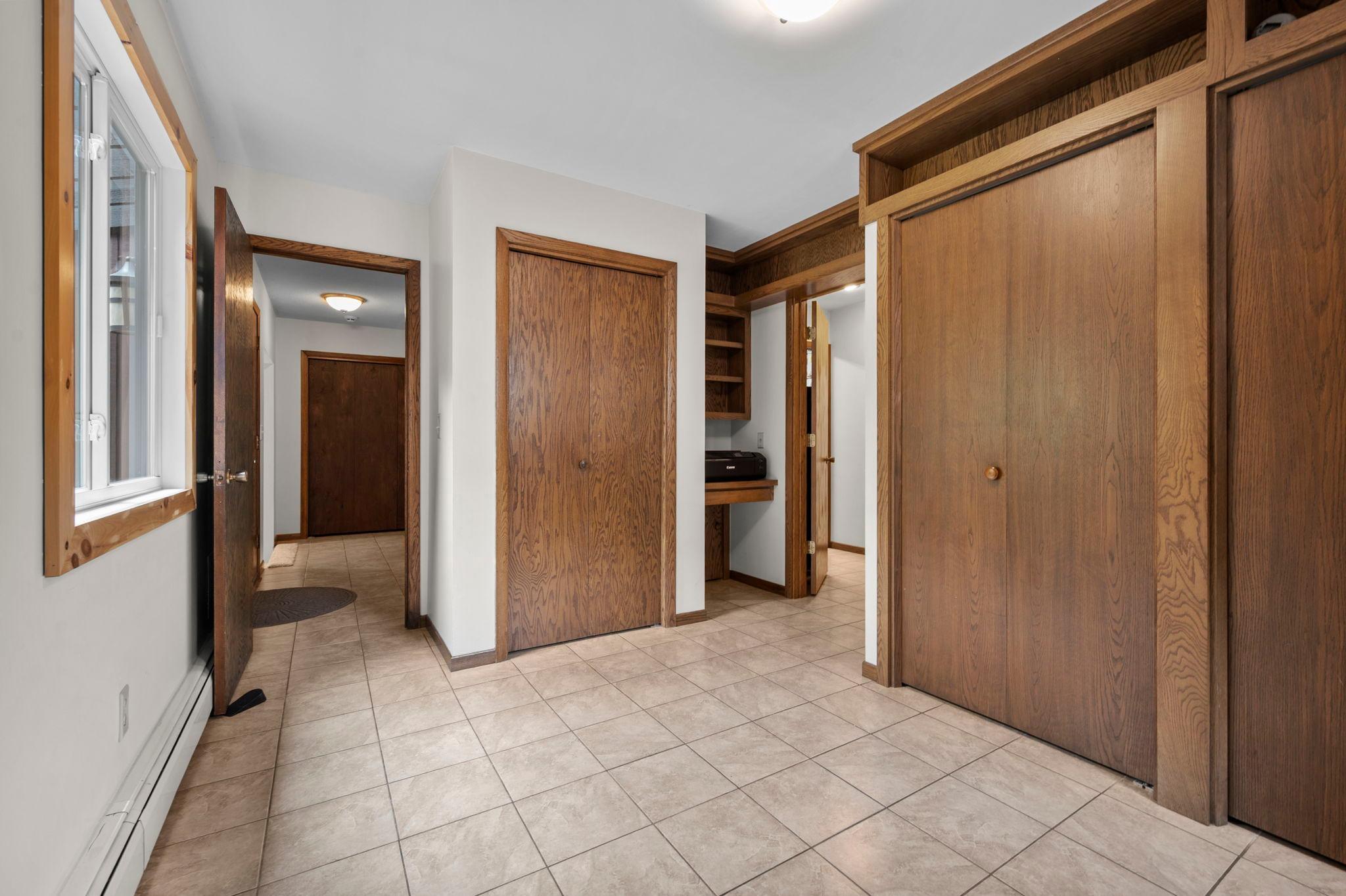 7920 Hill Trail N Property Photo 46