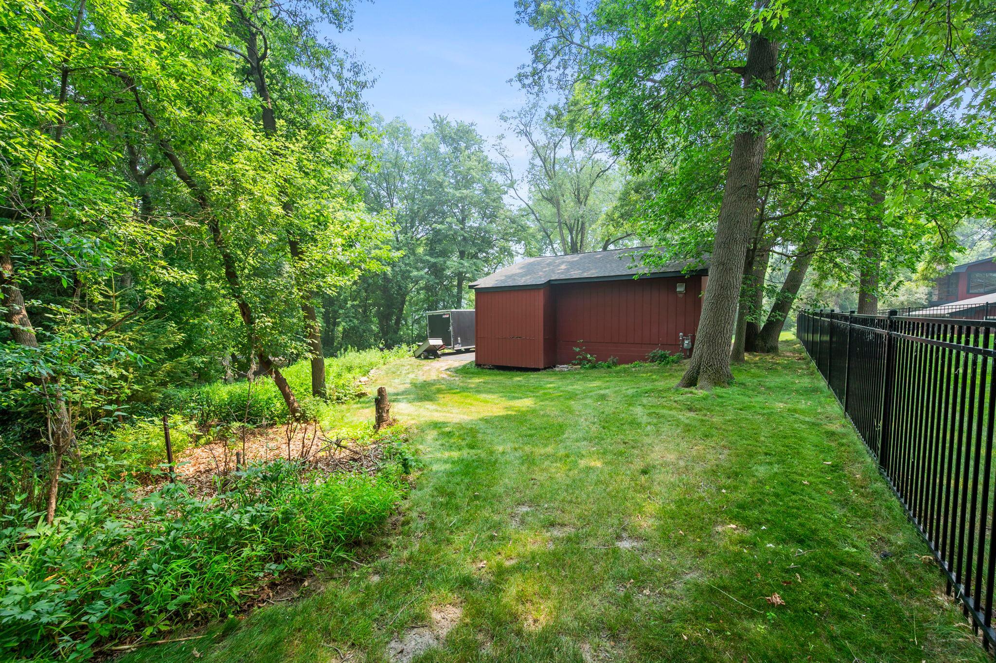 7920 Hill Trail N Property Photo 93