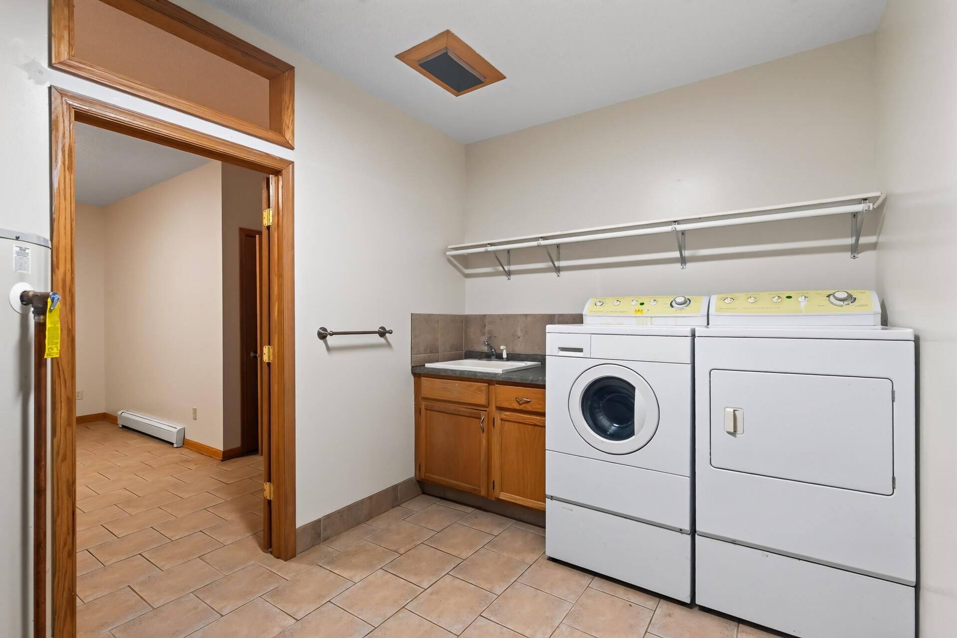 11833 Shady Oak Lane Property Photo 33