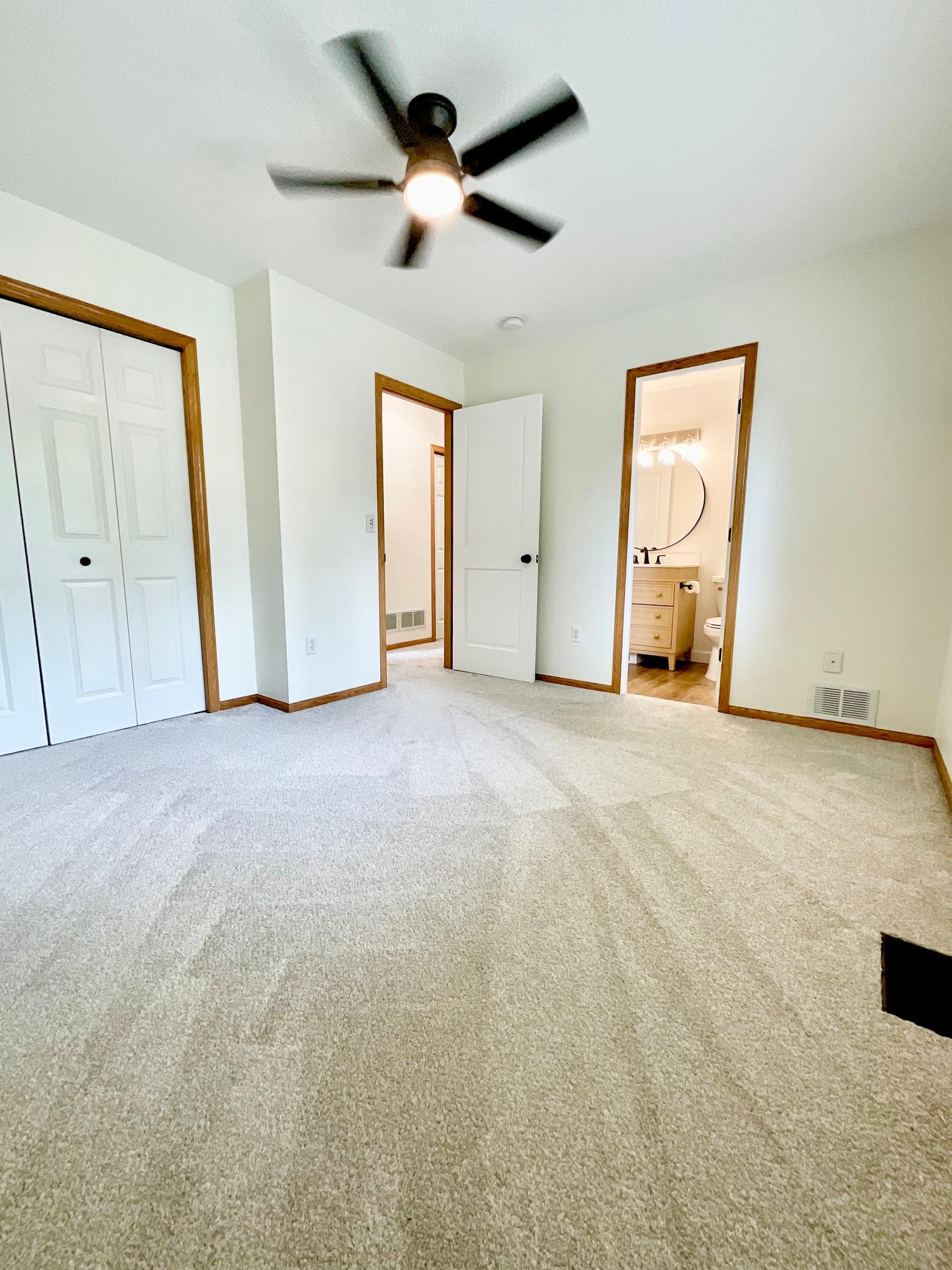 2011 Lake View Drive Property Photo 20