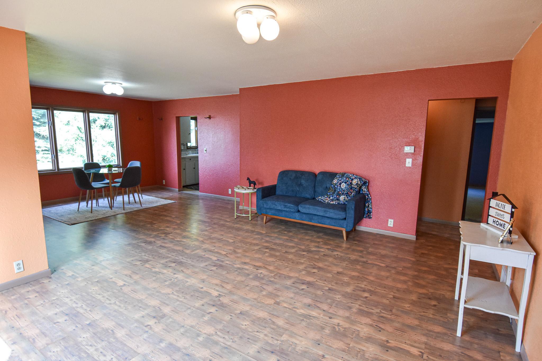 237 E Nelson Avenue Property Photo 6