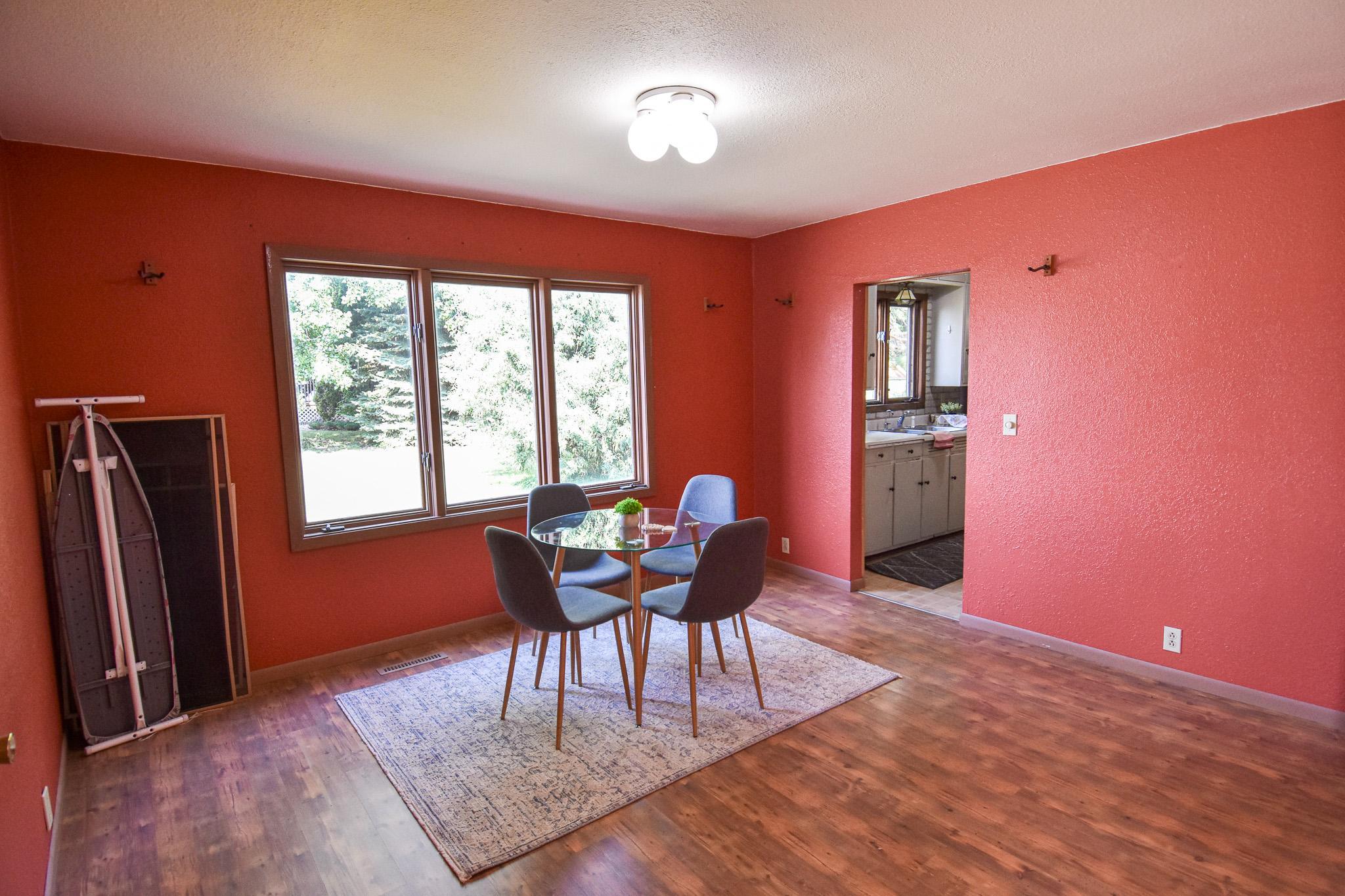 237 E Nelson Avenue Property Photo 10