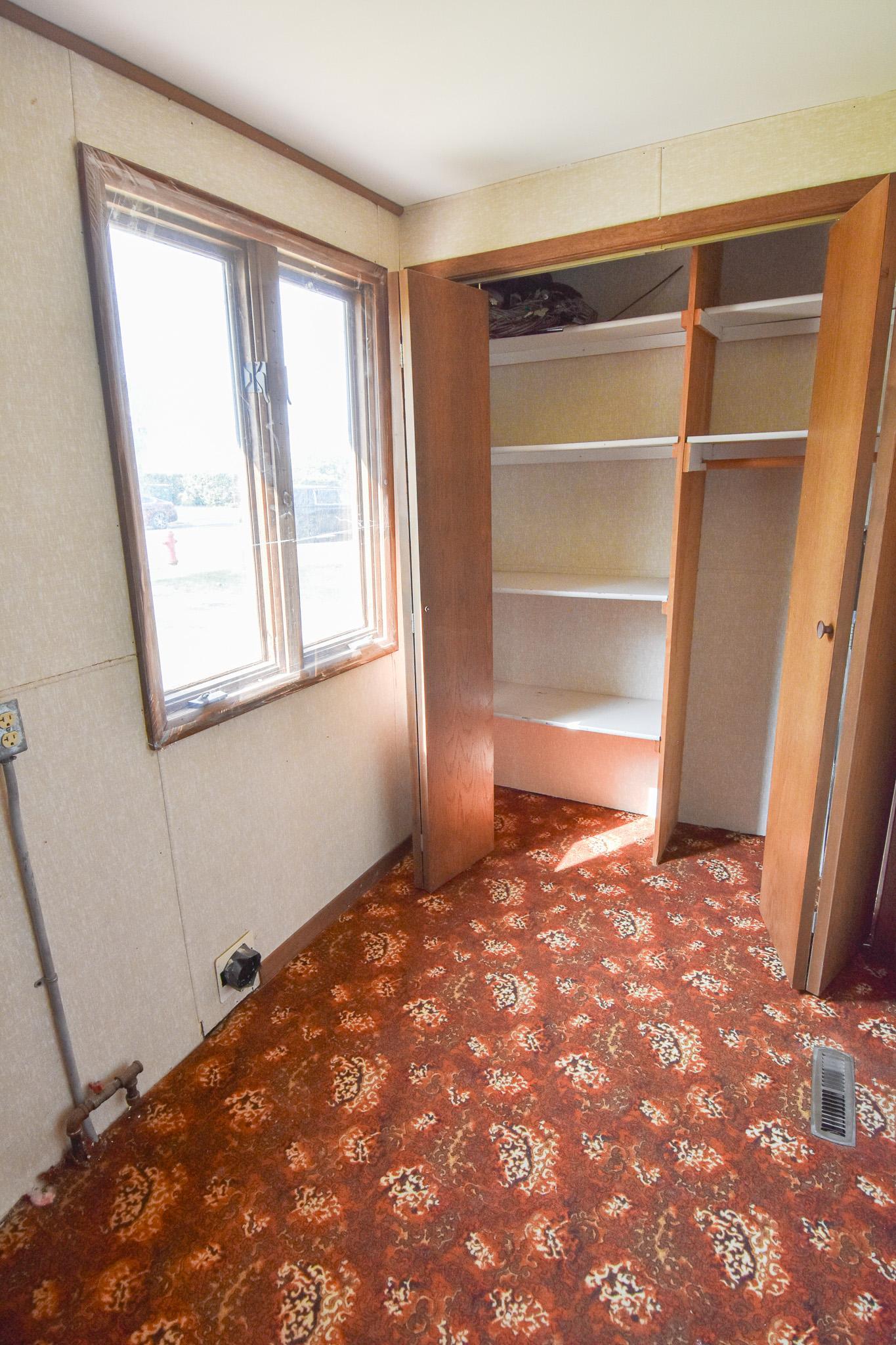 237 E Nelson Avenue Property Photo 12