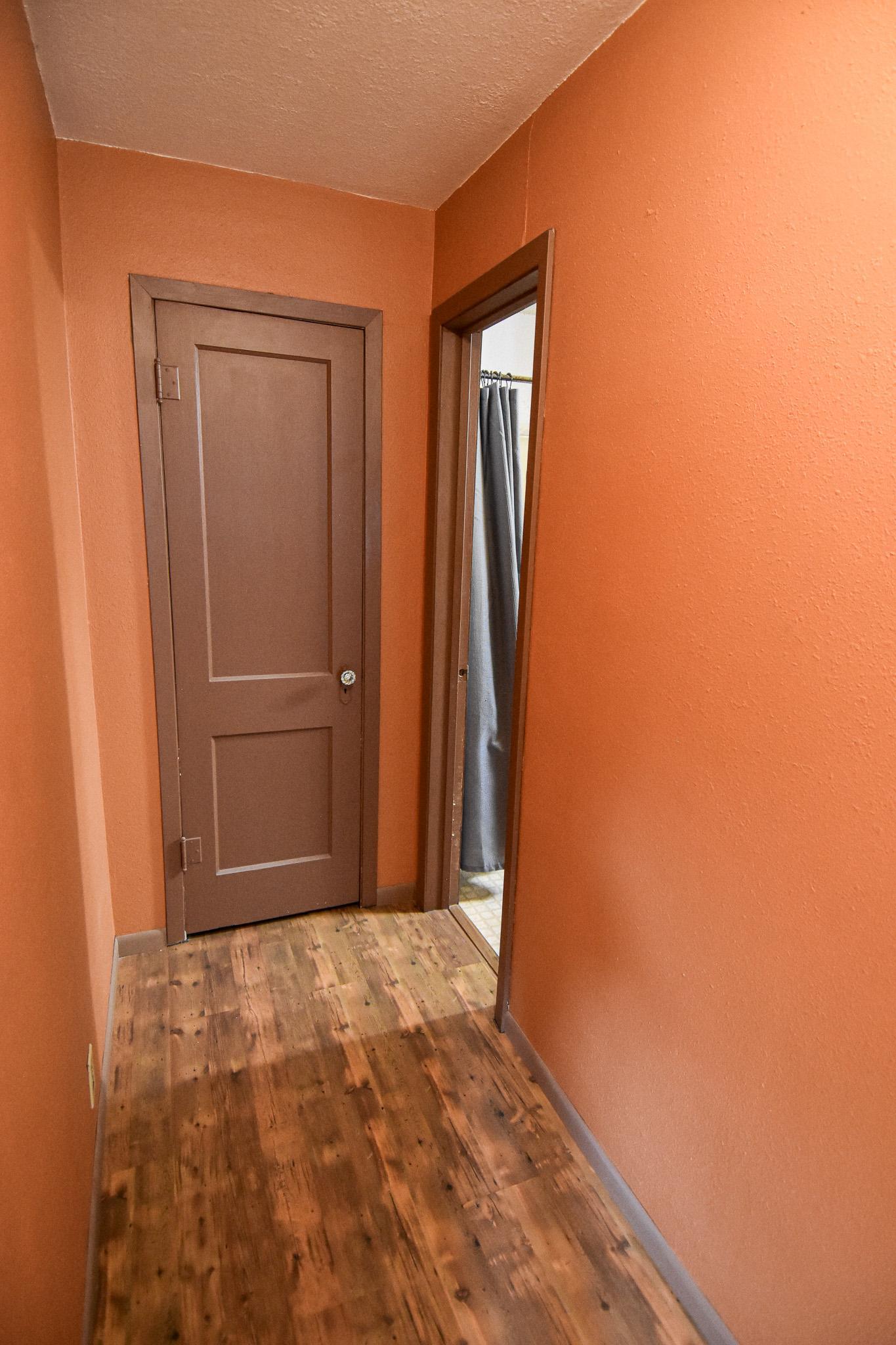 237 E Nelson Avenue Property Photo 26