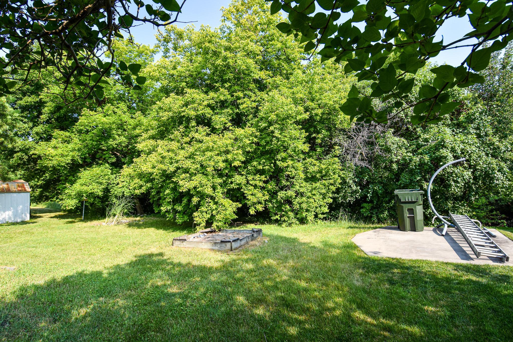 237 E Nelson Avenue Property Photo 35