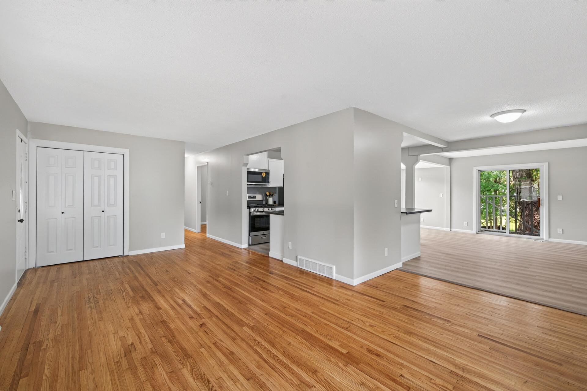 4825 Hodgson Connection Property Photo 5