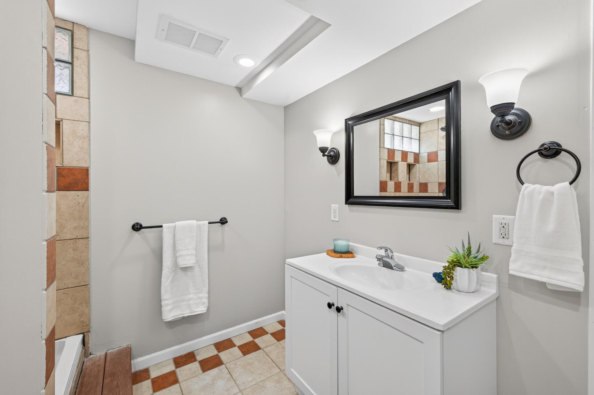 4825 Hodgson Connection Property Photo 34