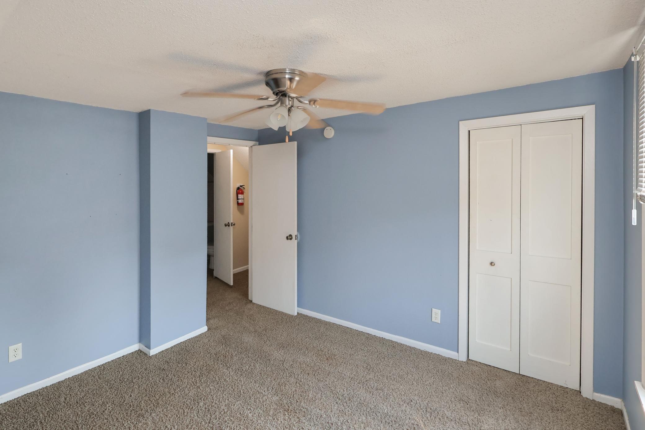 448 23rd Avenue N Property Photo 14