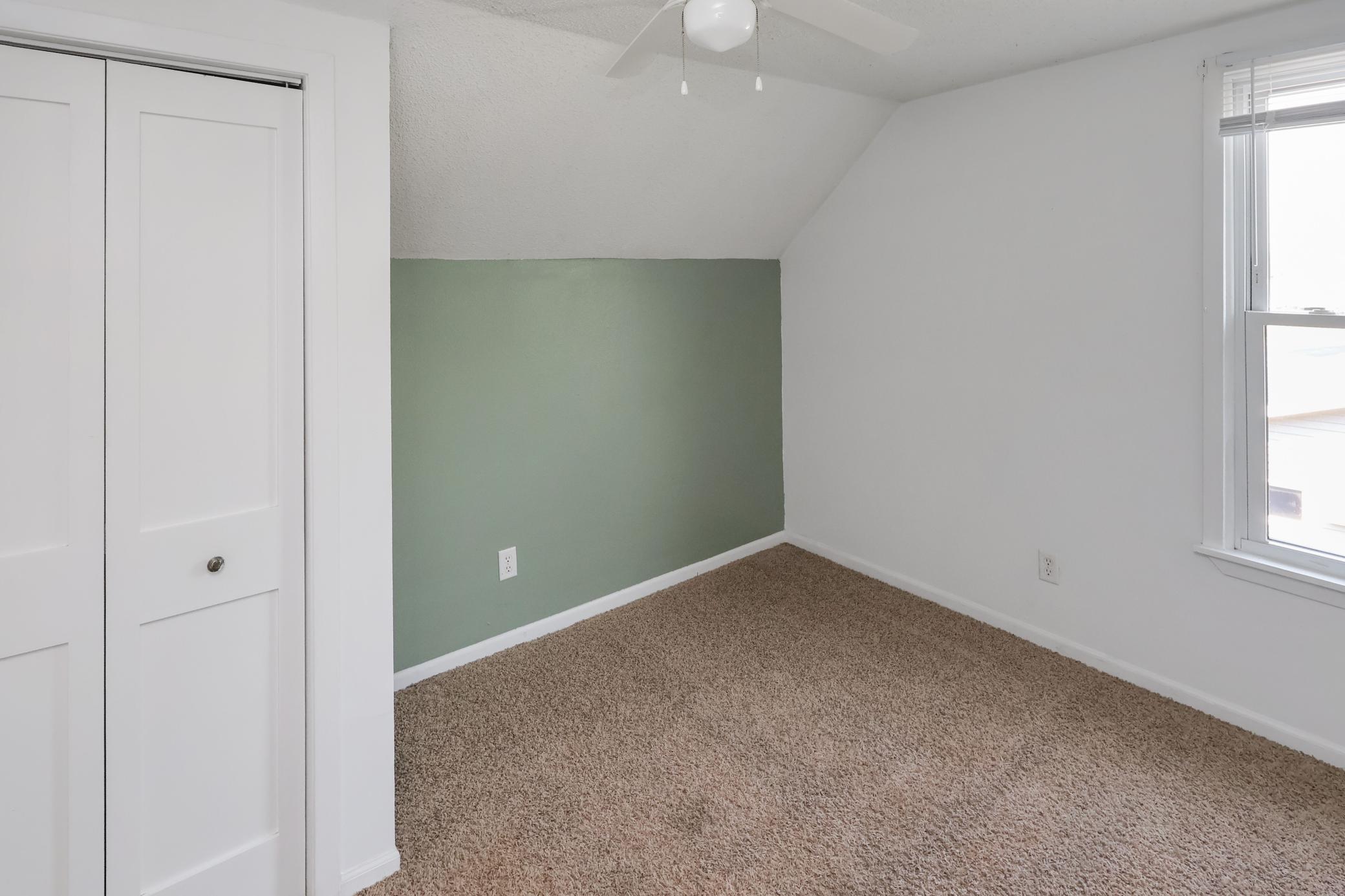 448 23rd Avenue N Property Photo 15
