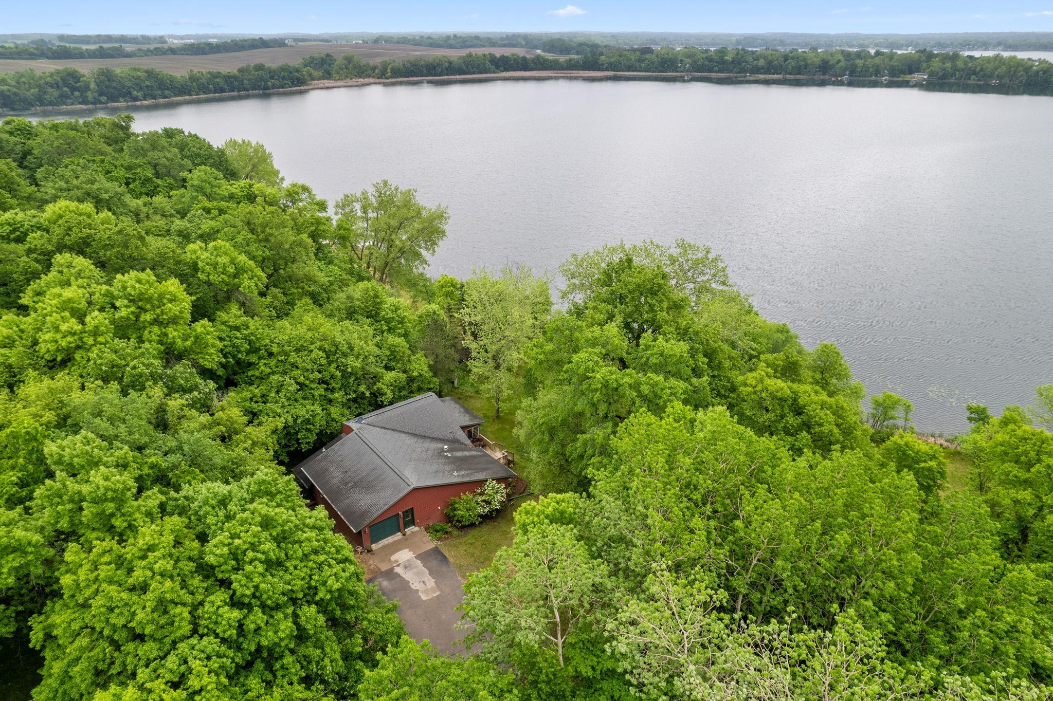 43150 Shenandoah Loop Property Photo 5