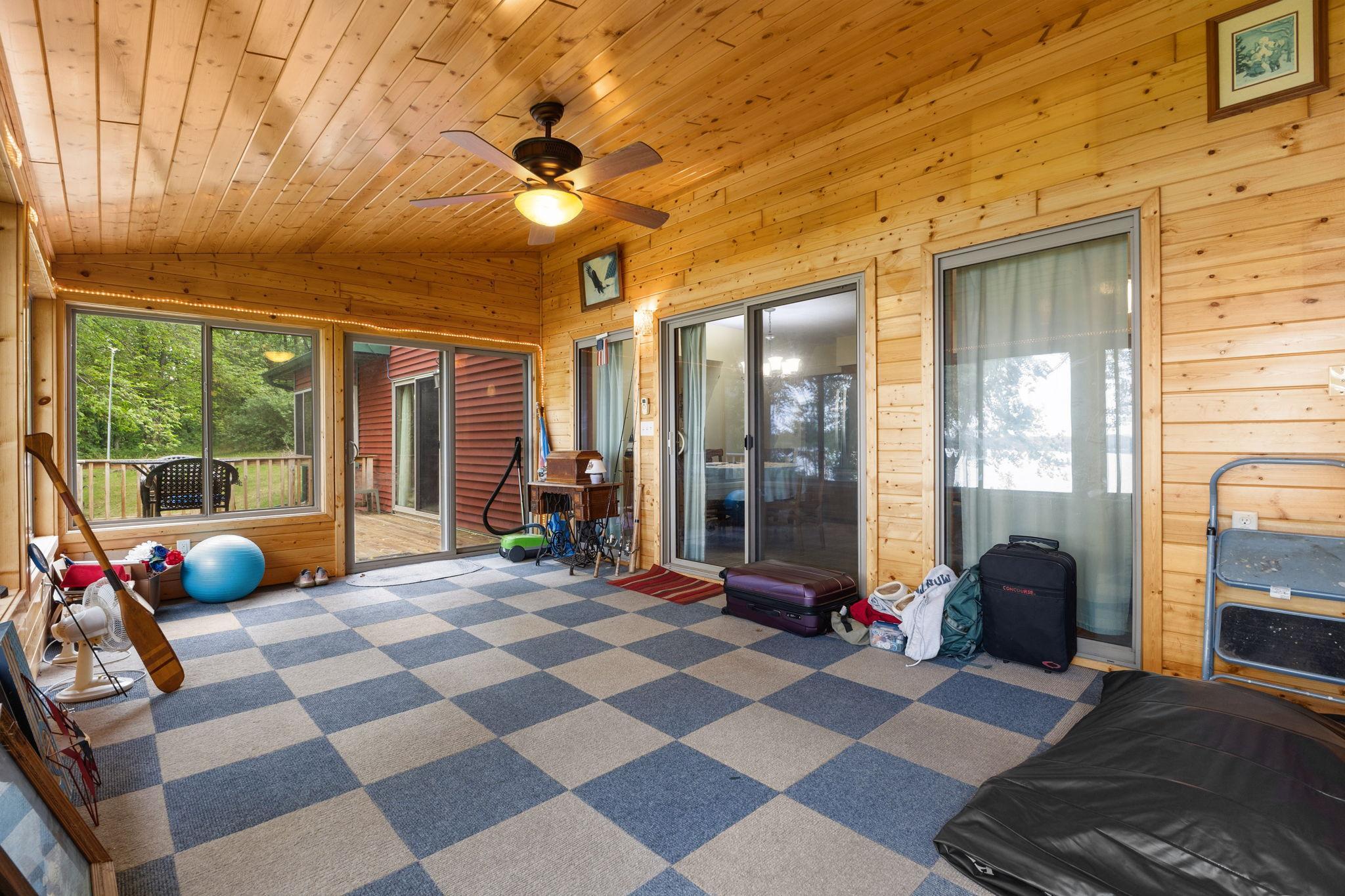 43150 Shenandoah Loop Property Photo 13