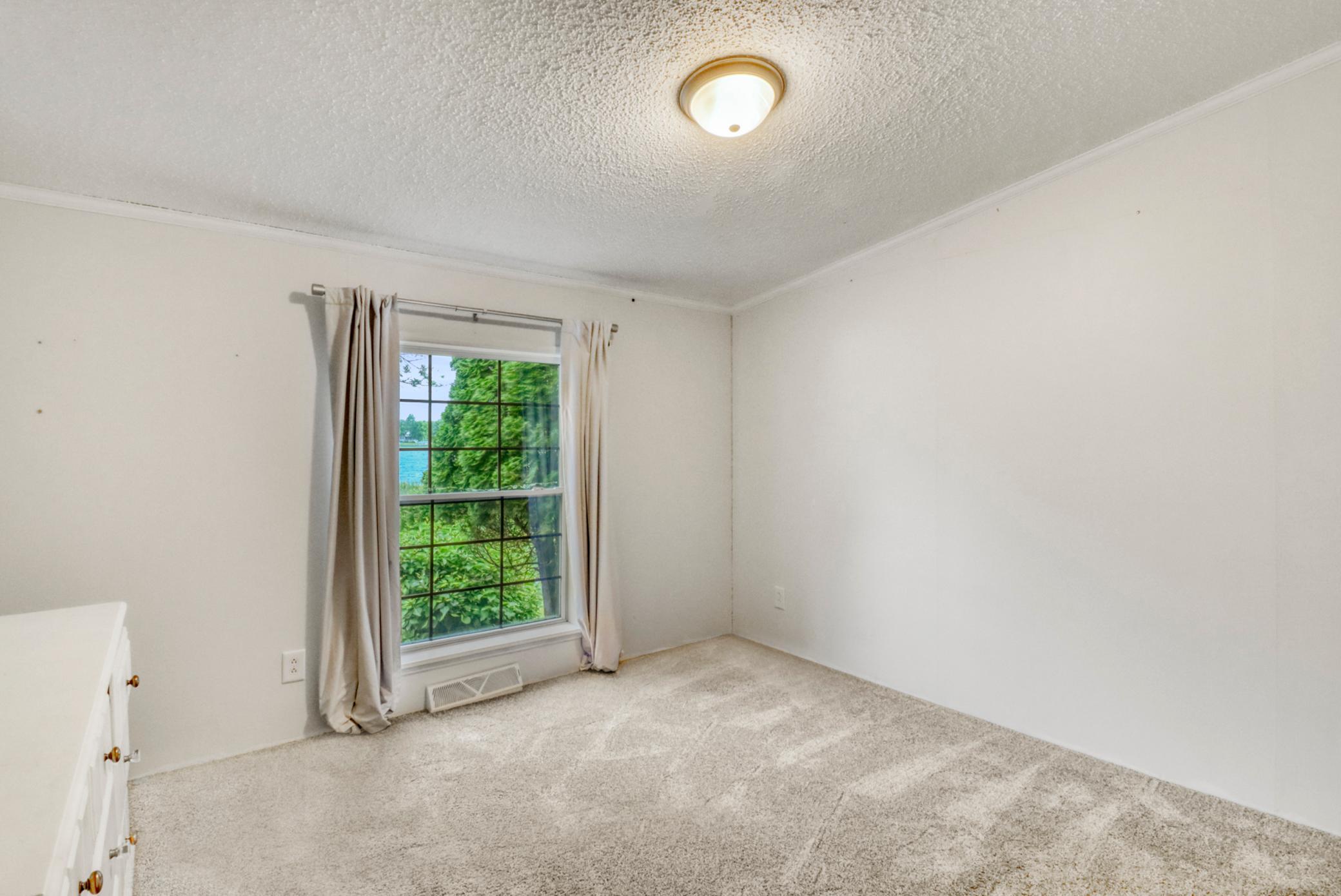 12651 Dorff Beach Road Property Photo 27