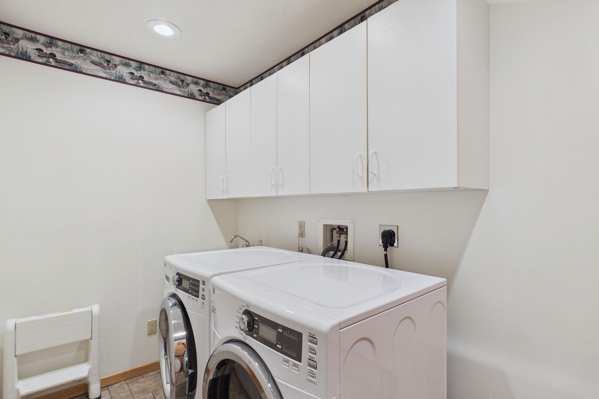 12231 N Shore Drive Property Photo 25
