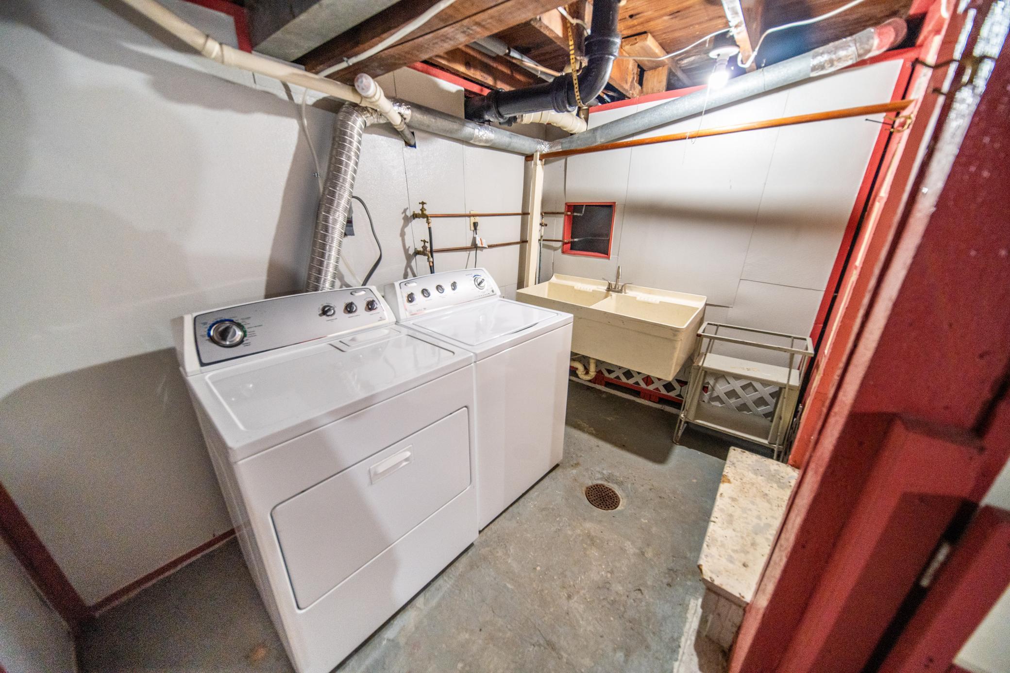 704 7th Street Se Property Photo 23