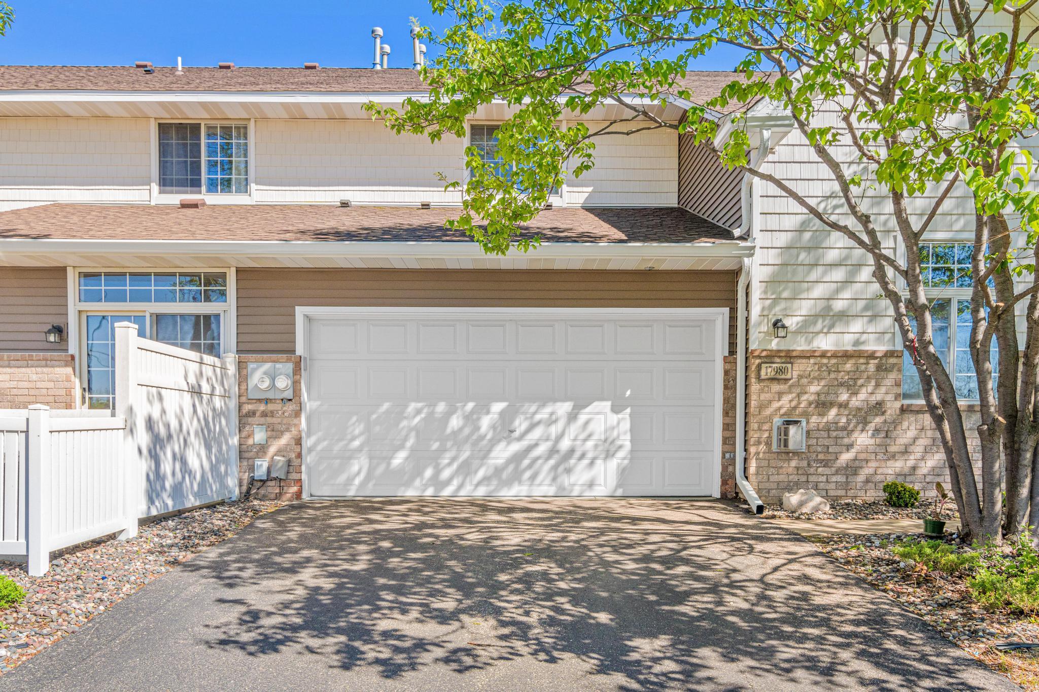 17980 Cobblestone Way Property Photo 4