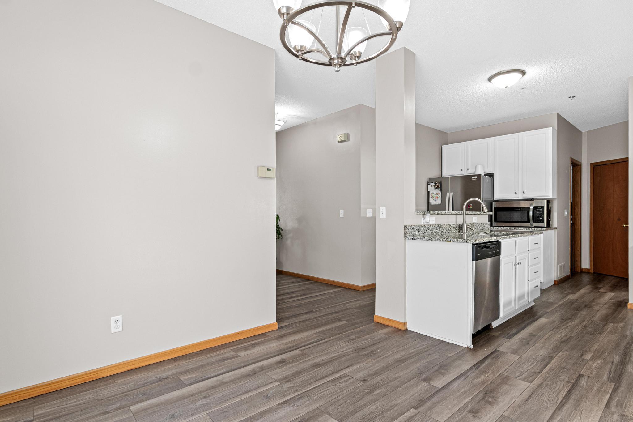 17980 Cobblestone Way Property Photo 11