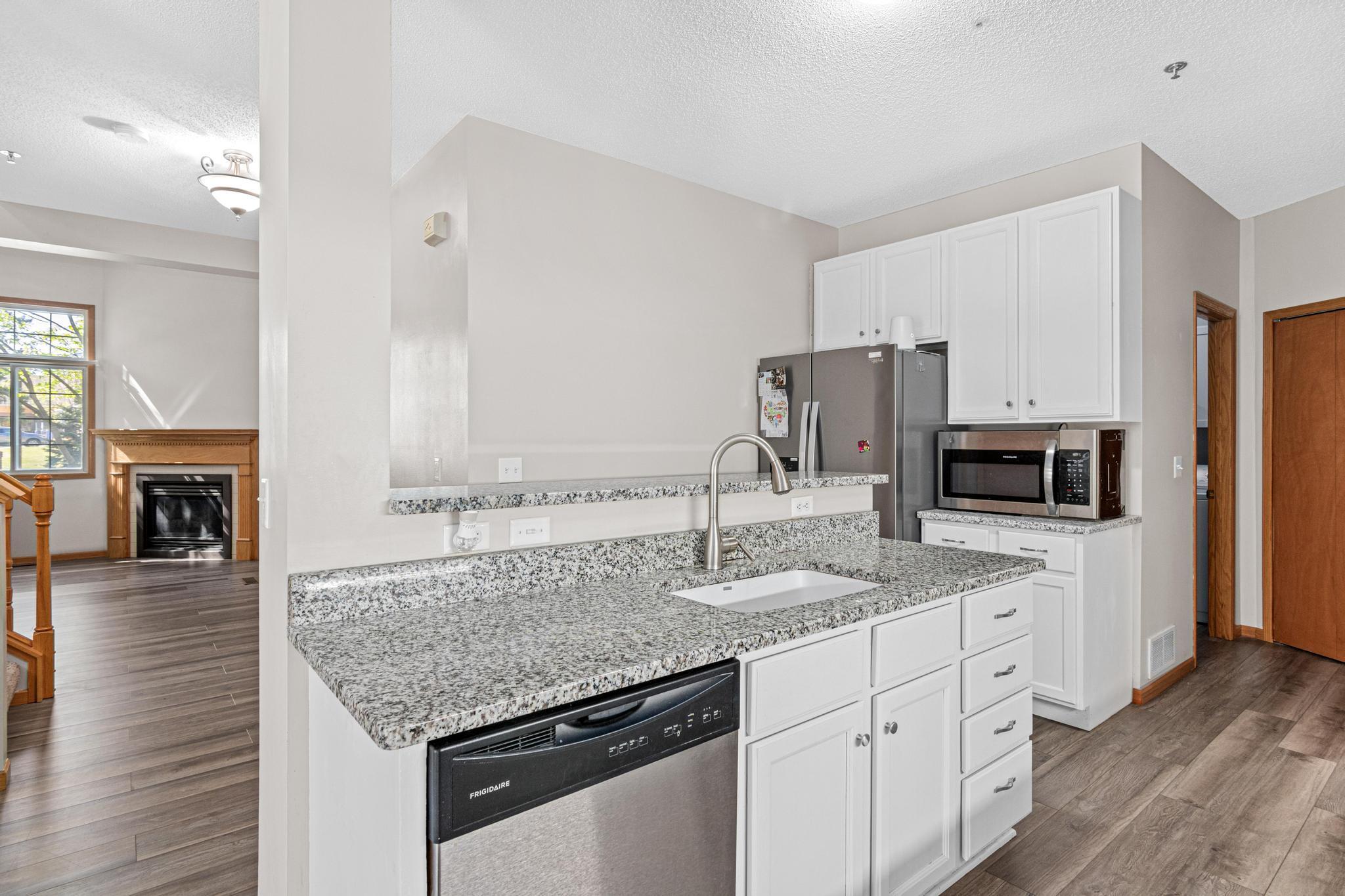 17980 Cobblestone Way Property Photo 12