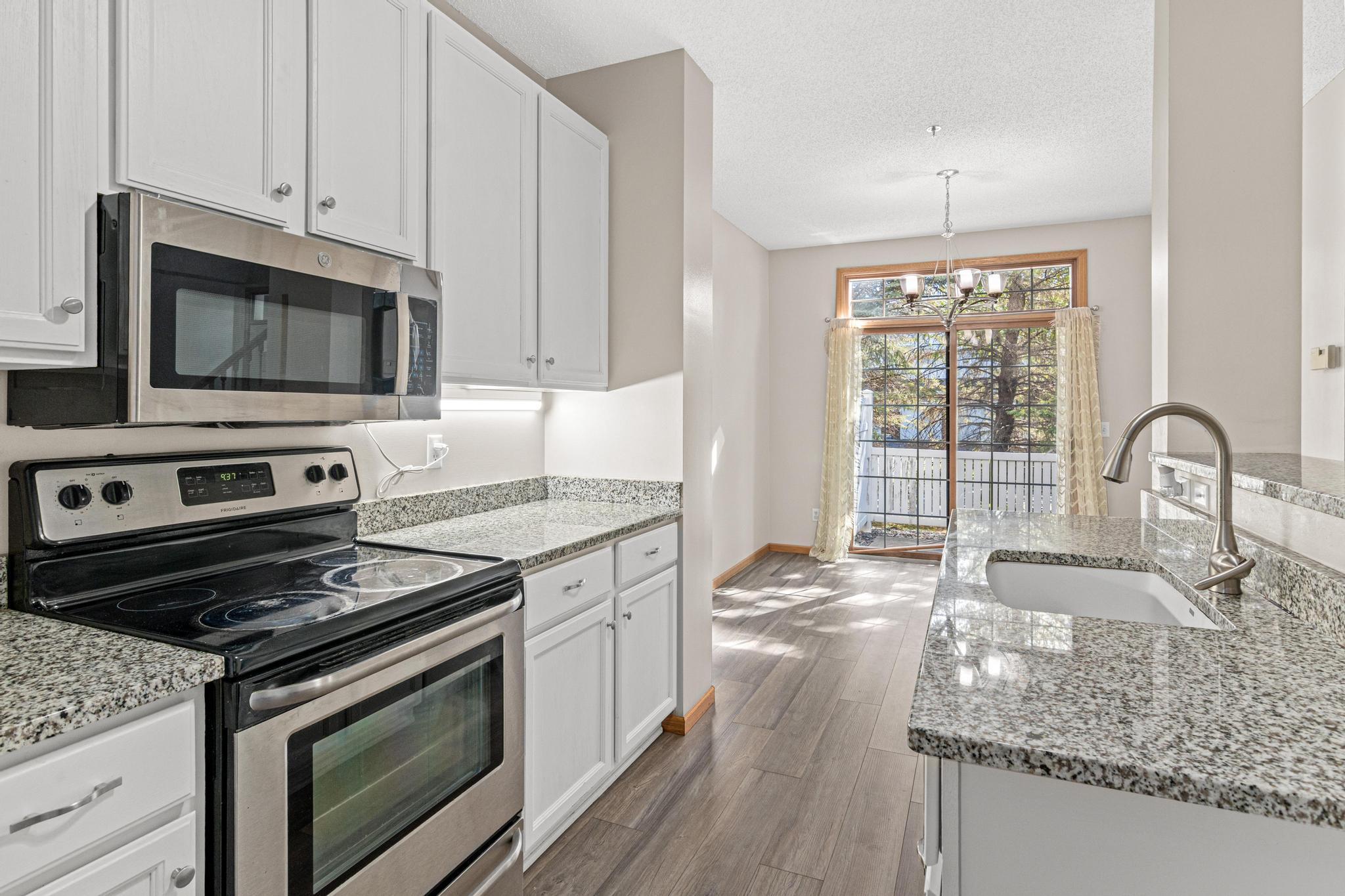 17980 Cobblestone Way Property Photo 16