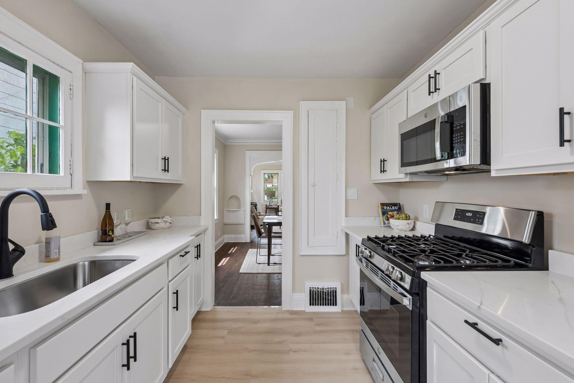 792 Charles Avenue Property Photo 11