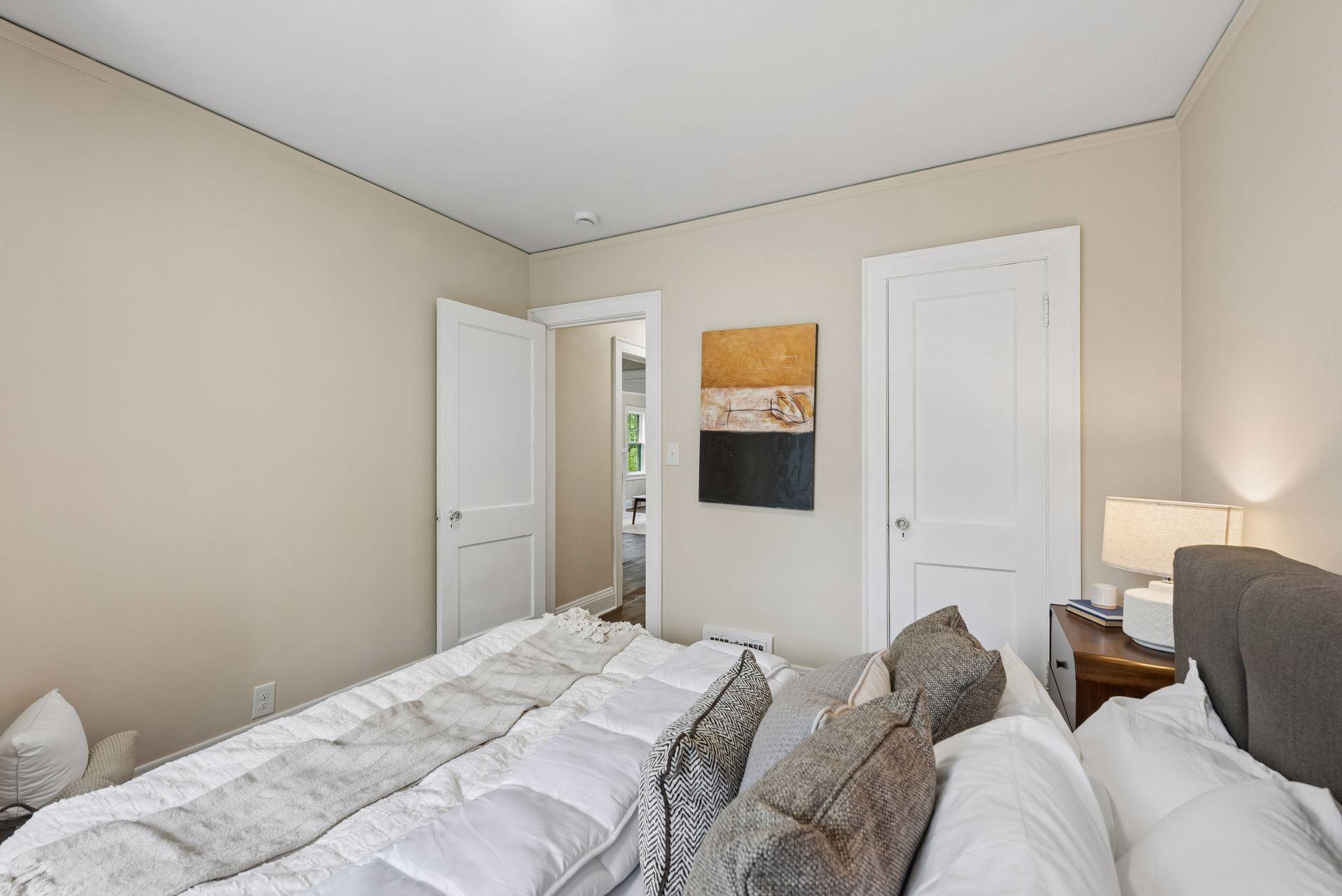 792 Charles Avenue Property Photo 16