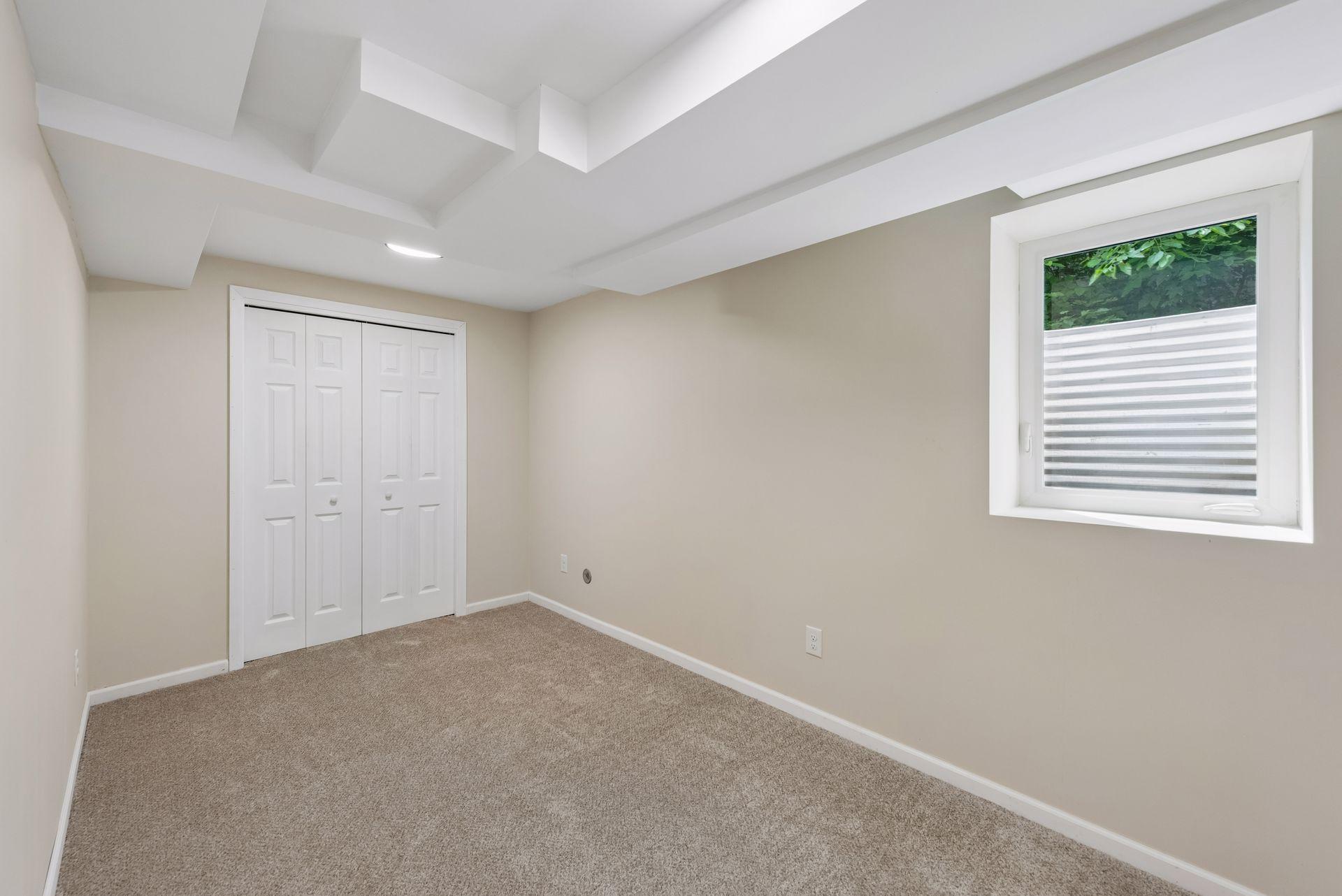 792 Charles Avenue Property Photo 23