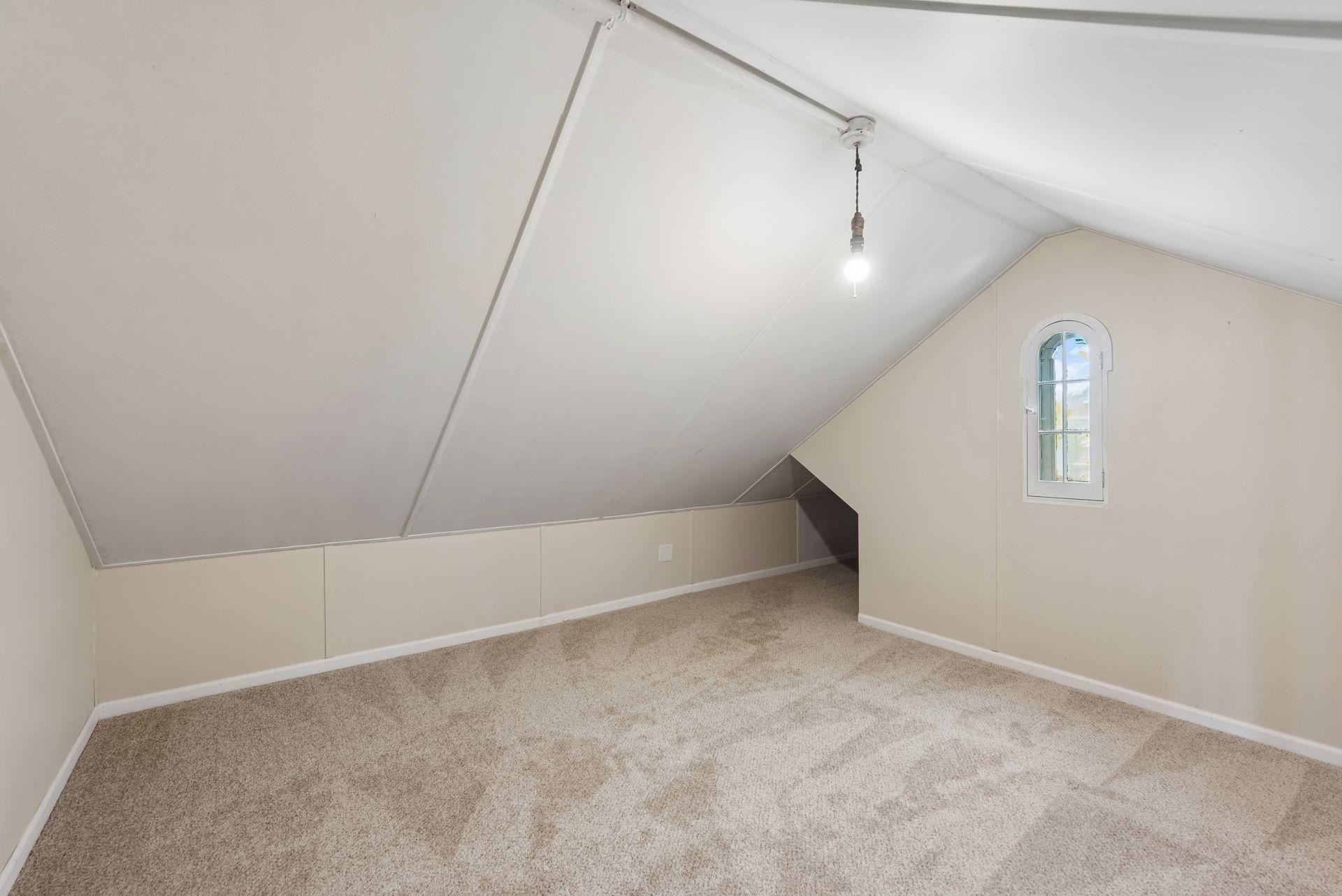 792 Charles Avenue Property Photo 29