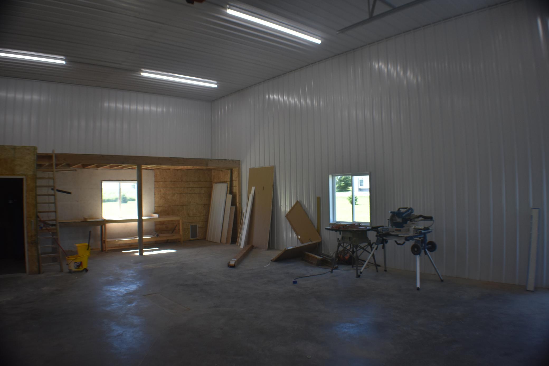 1342 Calvary Road Se Property Photo 7