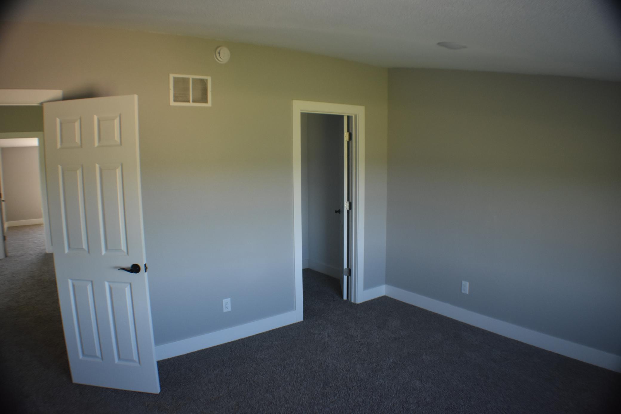 1342 Calvary Road Se Property Photo 19
