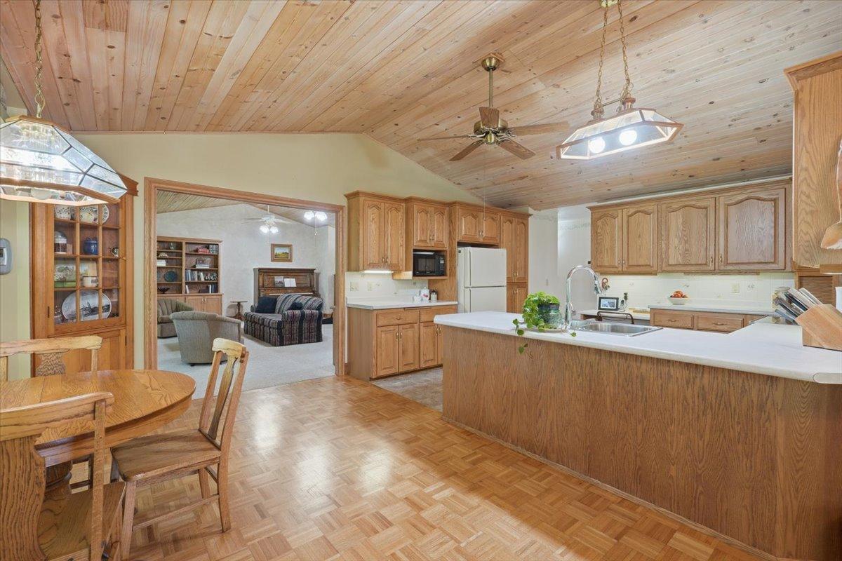 462 270th Street Property Photo 20