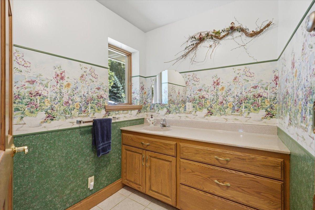 462 270th Street Property Photo 28