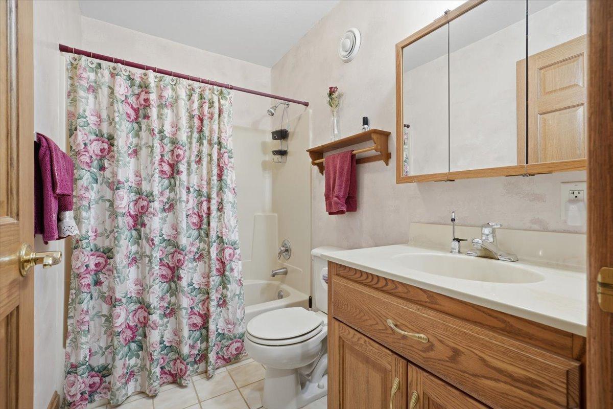 462 270th Street Property Photo 31