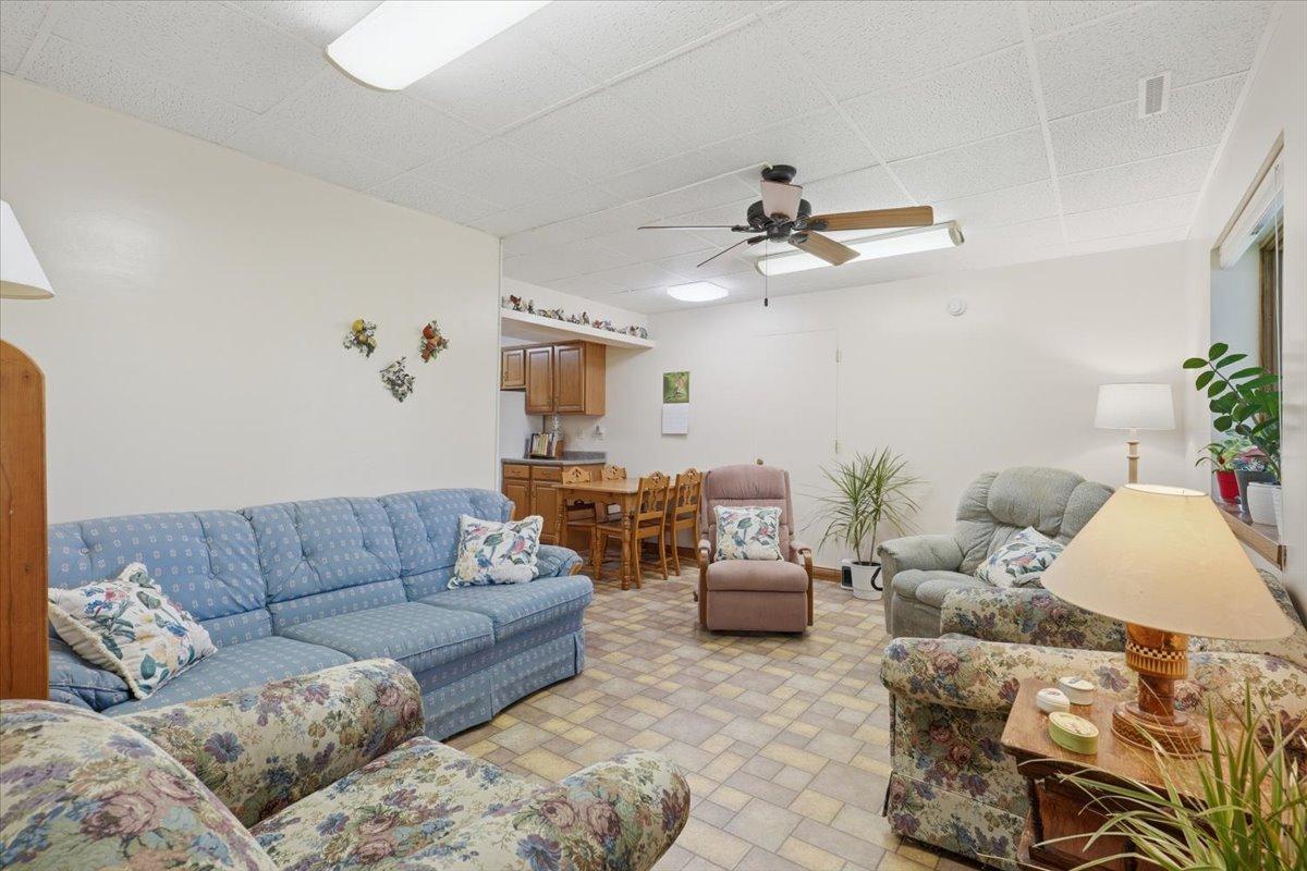 462 270th Street Property Photo 39