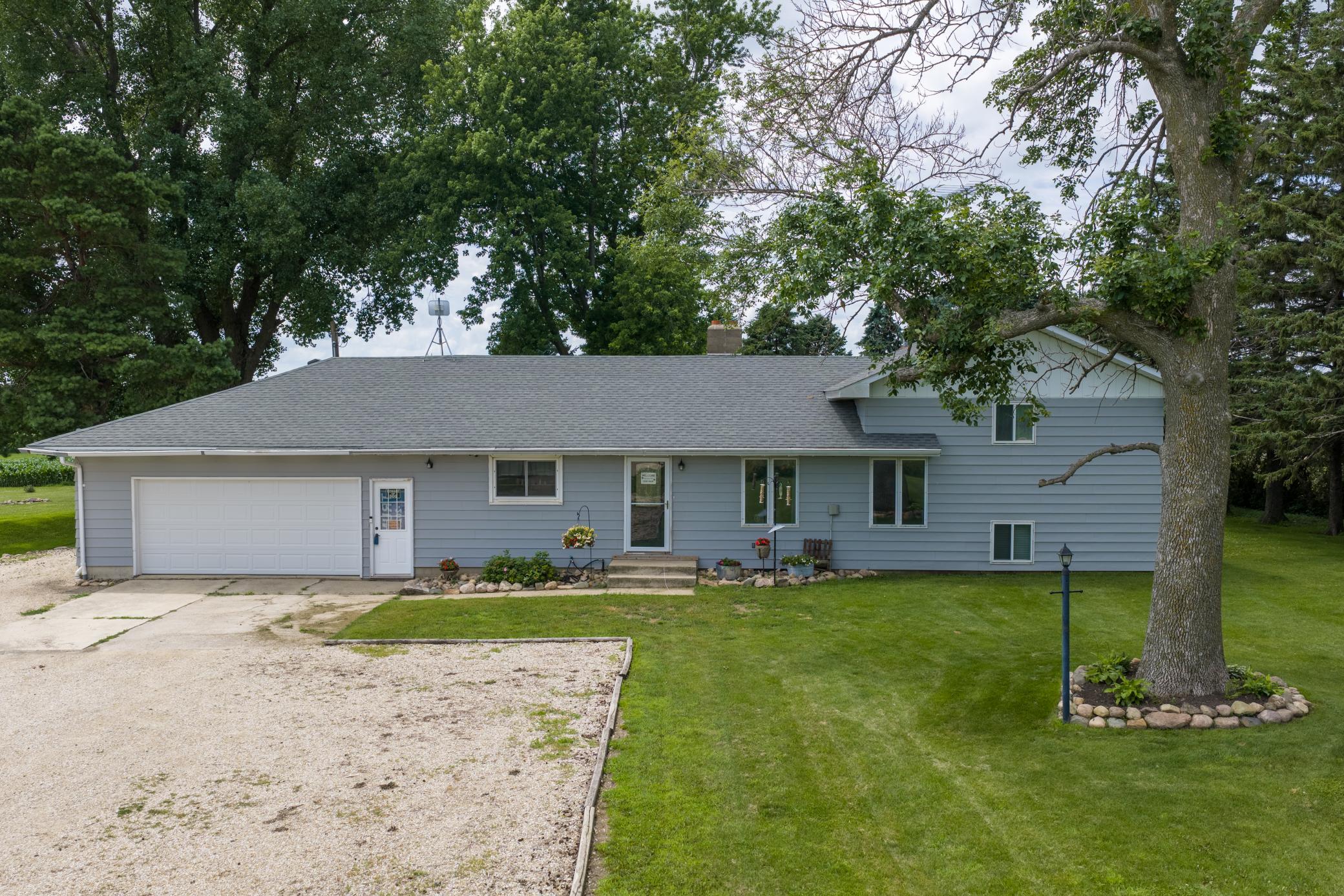 14977 690th Avenue Property Photo 1